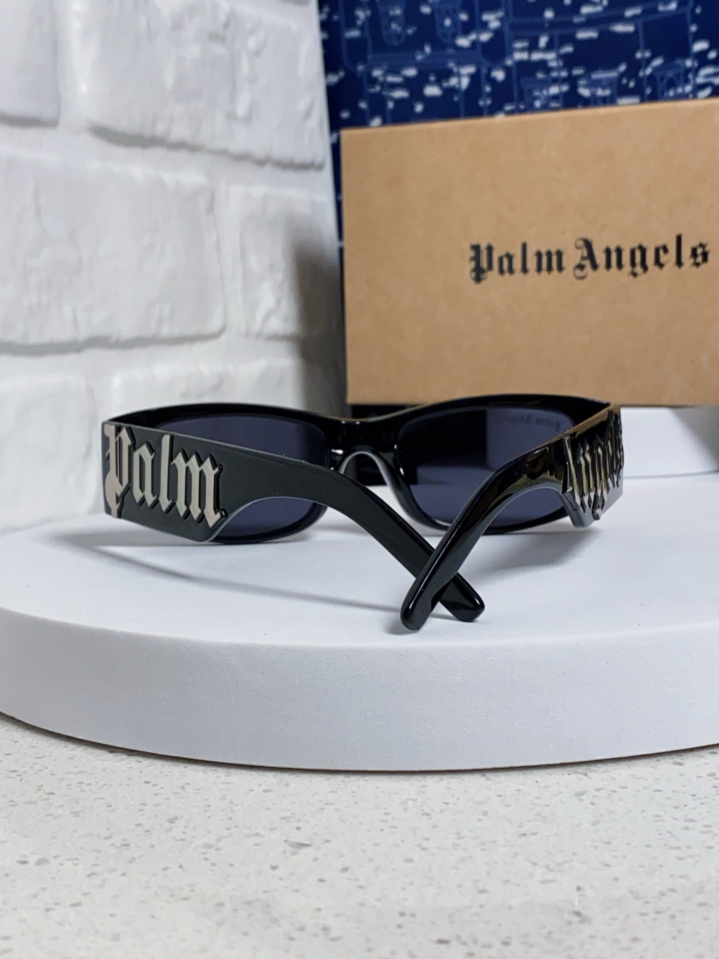  Palm Angels 大明星潮牌 2025新款时尚嘻哈风太阳镜黑框朋克字母个性墨镜潮流街拍太阳眼镜 