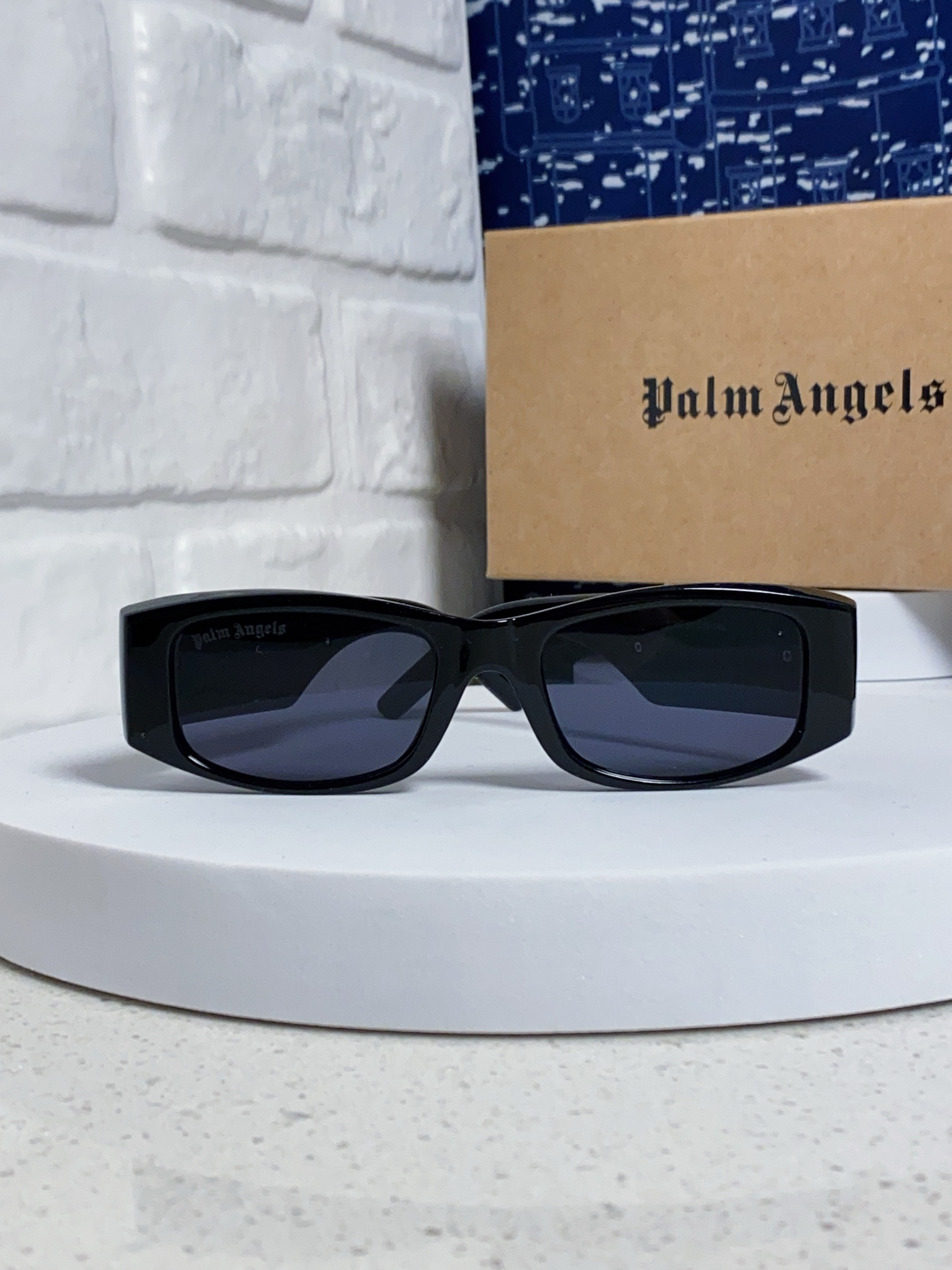 Palm Angels 大明星潮牌 2025新款时尚嘻哈风太阳镜黑框朋克字母个性墨镜潮流街拍太阳眼镜 