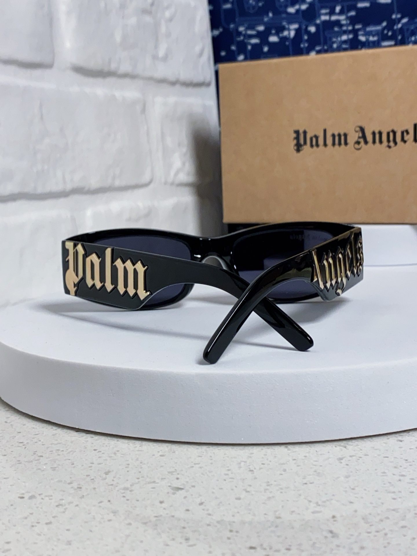  Palm Angels 大明星潮牌 2025新款时尚嘻哈风太阳镜黑框朋克字母个性墨镜潮流街拍太阳眼镜 
