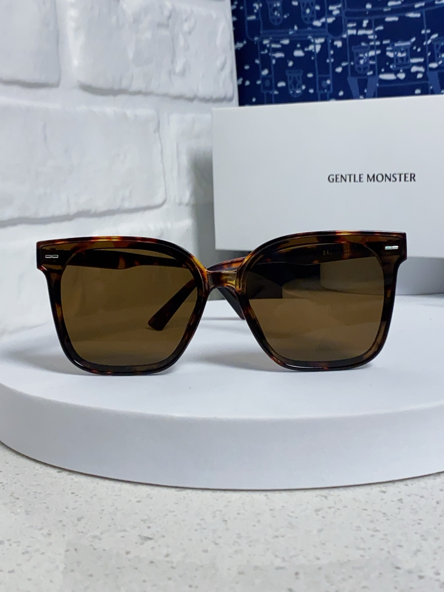   Gentle Moster(GM) GM墨镜新款方框板材时尚太阳镜防紫外线男女情侣网红同款 型号：S