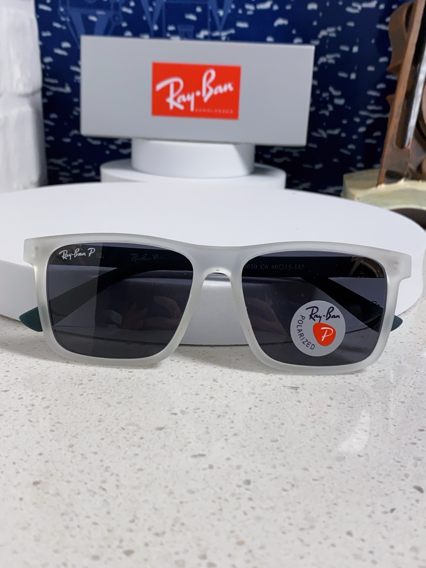  RayBan雷朋 2025新款太阳镜方形时尚复古男士开车防晒墨镜 RB69030 Size60口15-