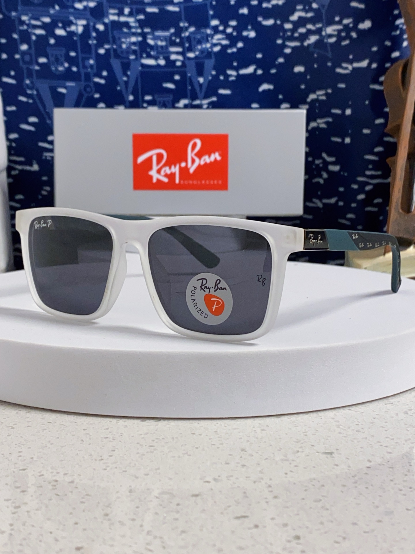  RayBan雷朋 2025新款太阳镜方形时尚复古男士开车防晒墨镜 RB69030 Size60口15-