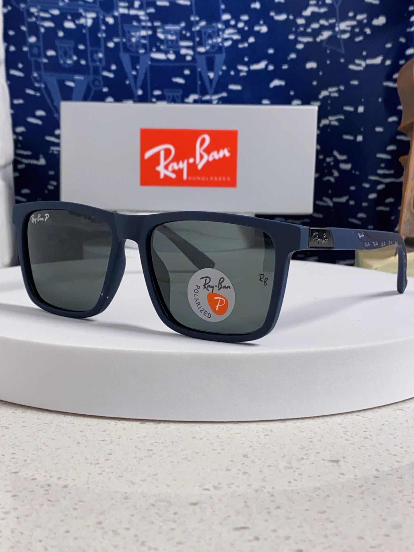  RayBan雷朋 2025新款太阳镜方形时尚复古男士开车防晒墨镜 RB69030 Size60口15-