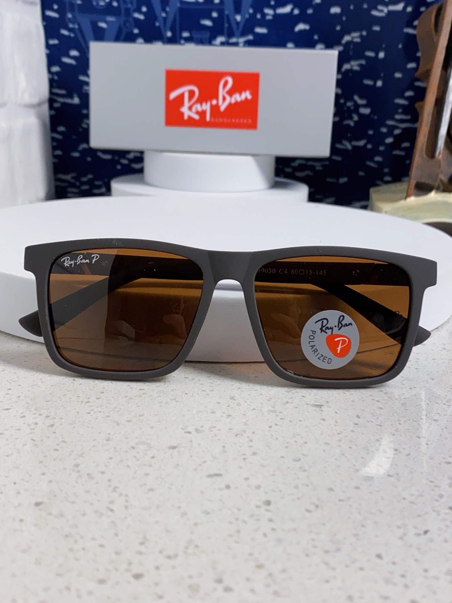  RayBan雷朋 2025新款太阳镜方形时尚复古男士开车防晒墨镜 RB69030 Size60口15-