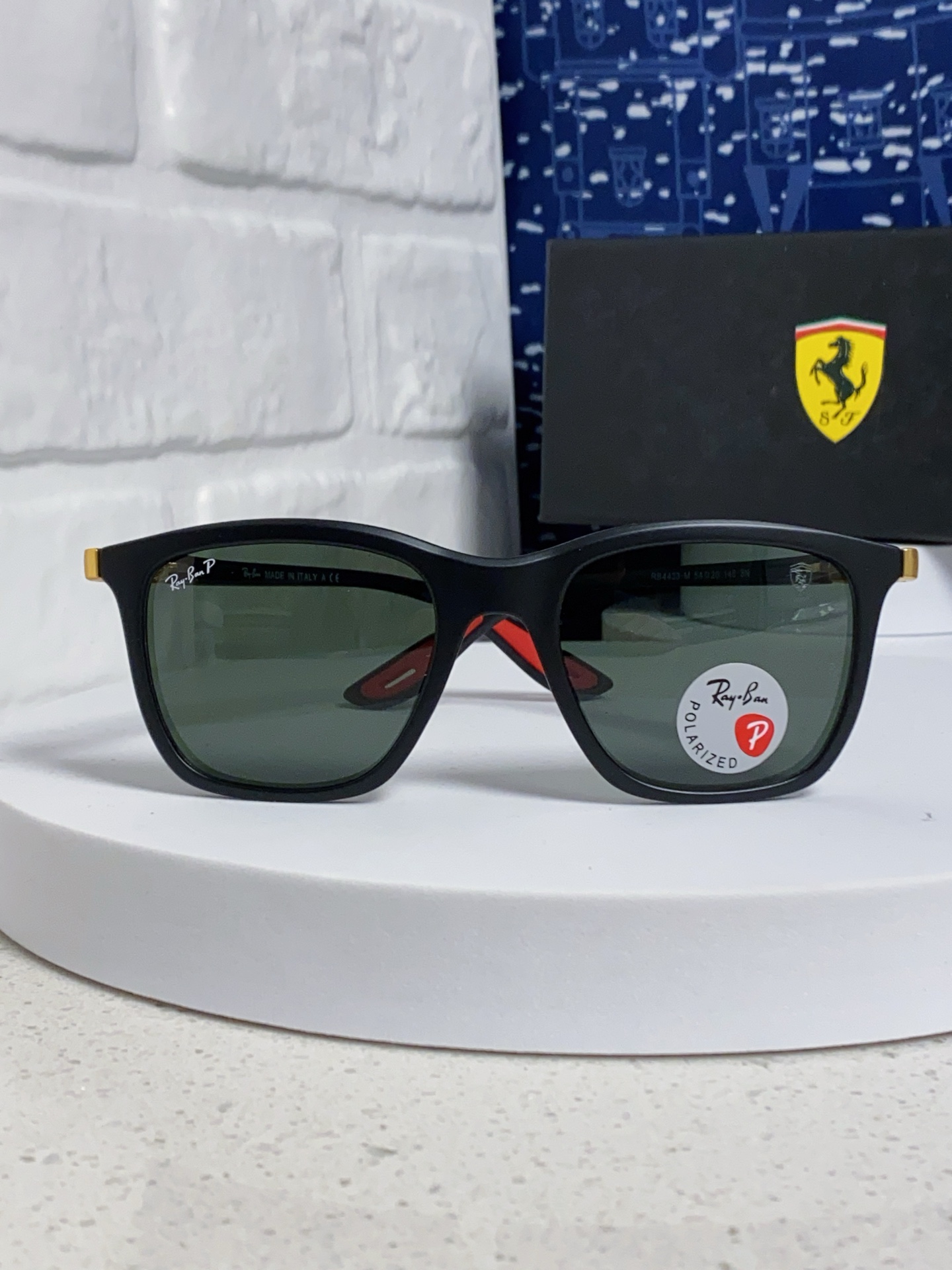  RayBan雷朋太阳眼镜法拉利联名款方形墨镜RB4433M Size54口20-145
