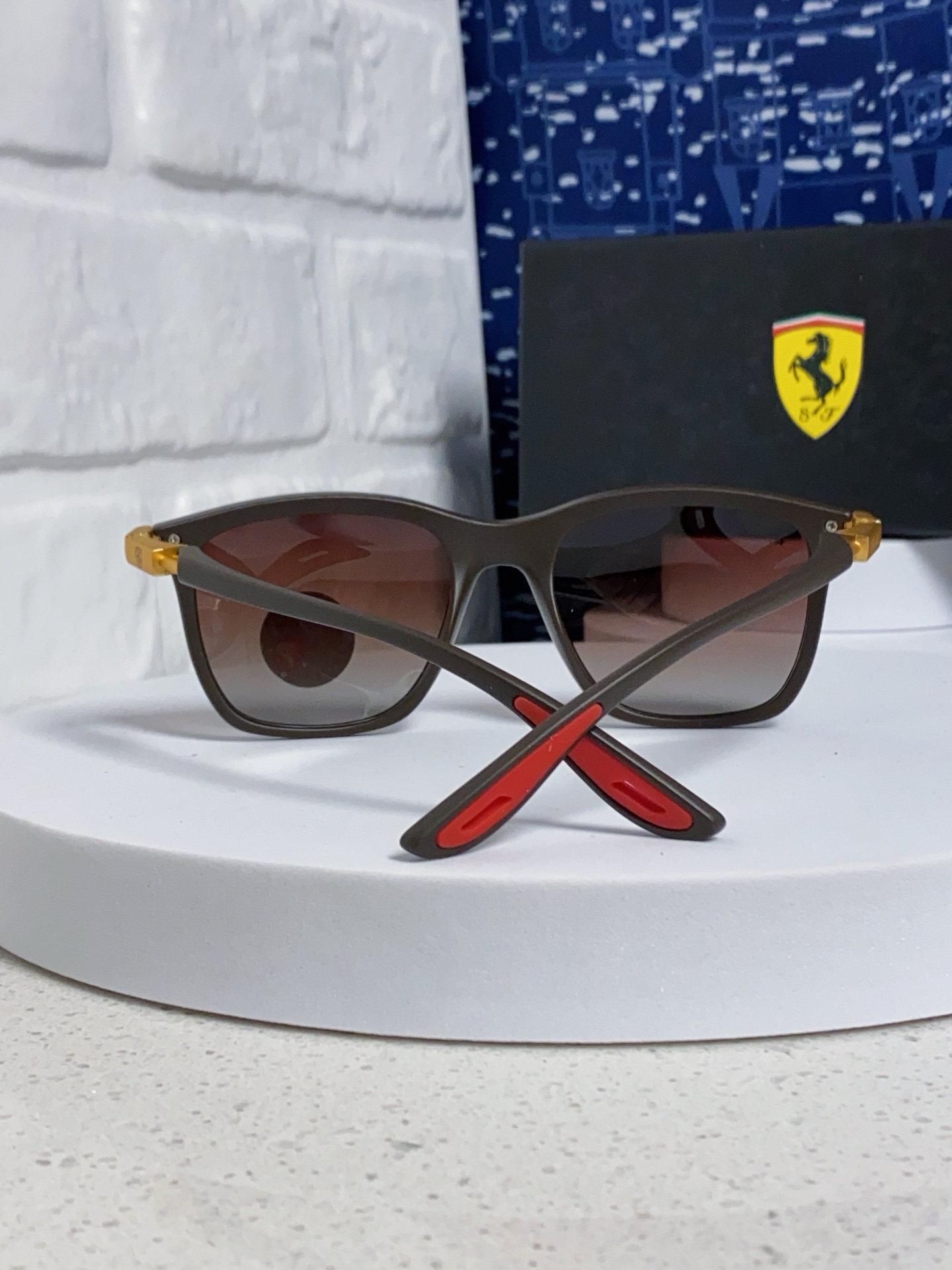 RayBan雷朋太阳眼镜法拉利联名款方形墨镜RB4433M Size54口20-145