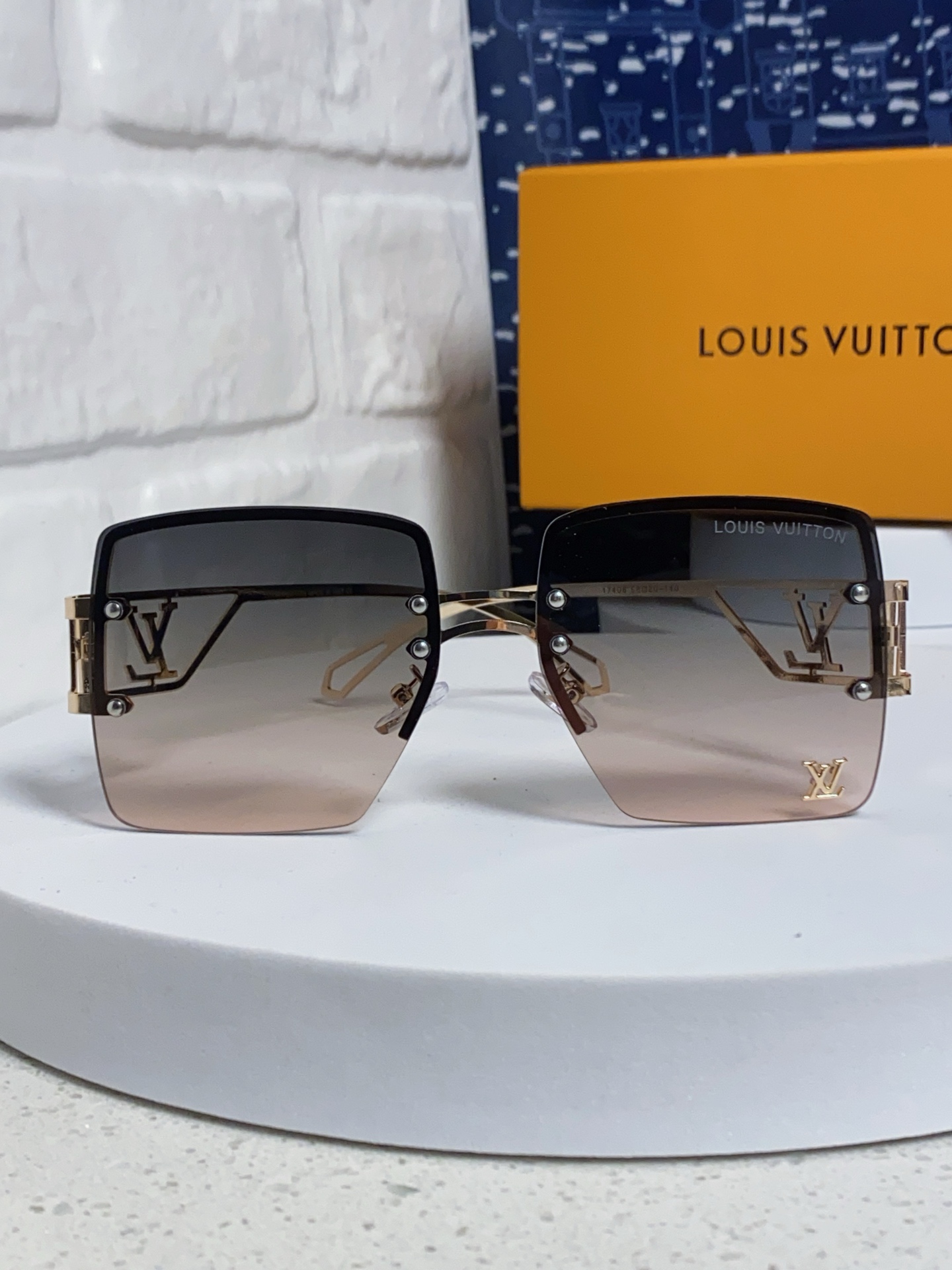 LOUIS VUITTON路易威登 2025LV新款 欧美跨境个性大框太阳镜时尚男女大框 高端防紫外线