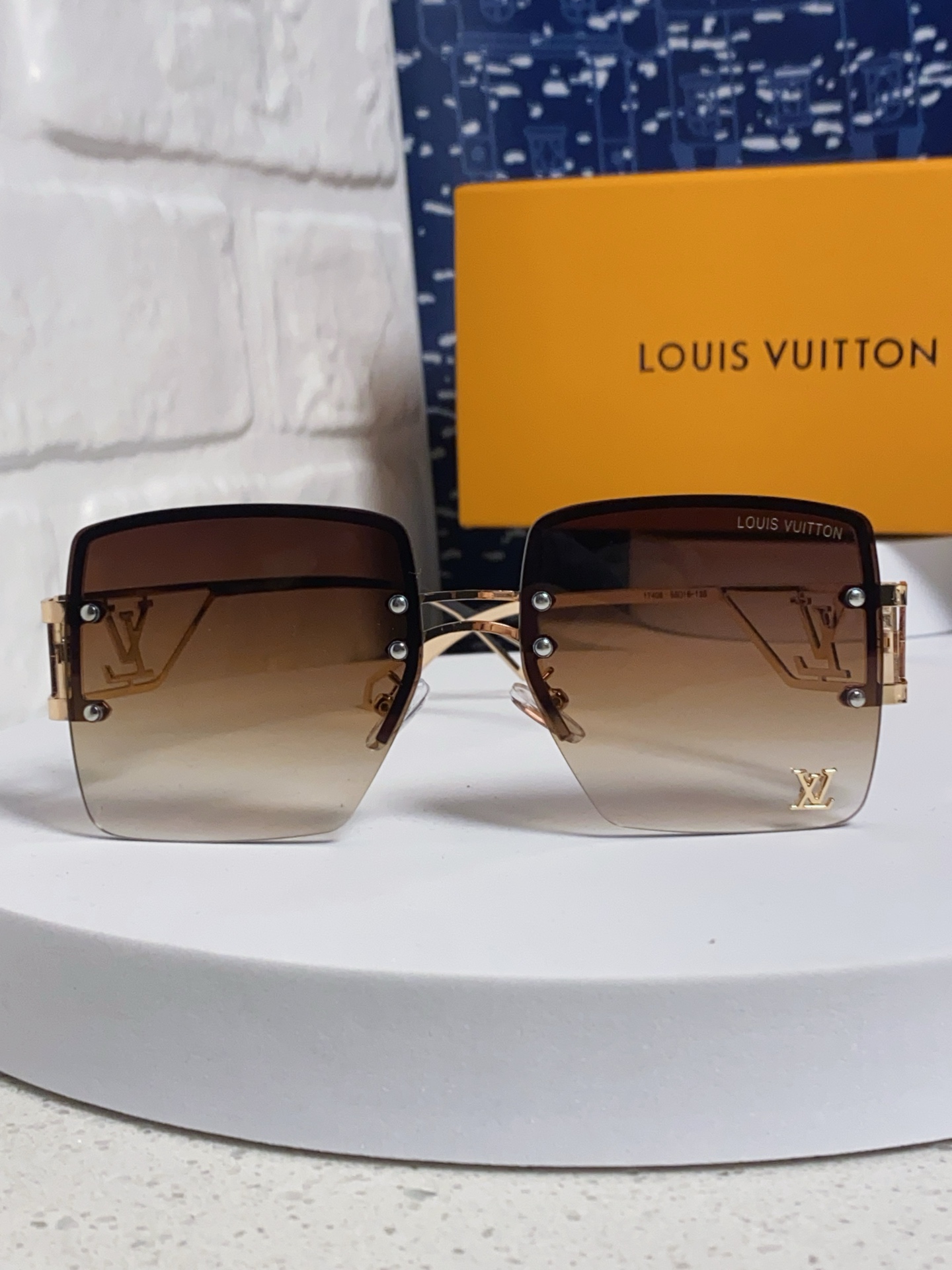  LOUIS VUITTON路易威登 2025LV新款 欧美跨境个性大框太阳镜时尚男女大框 高端防紫外线