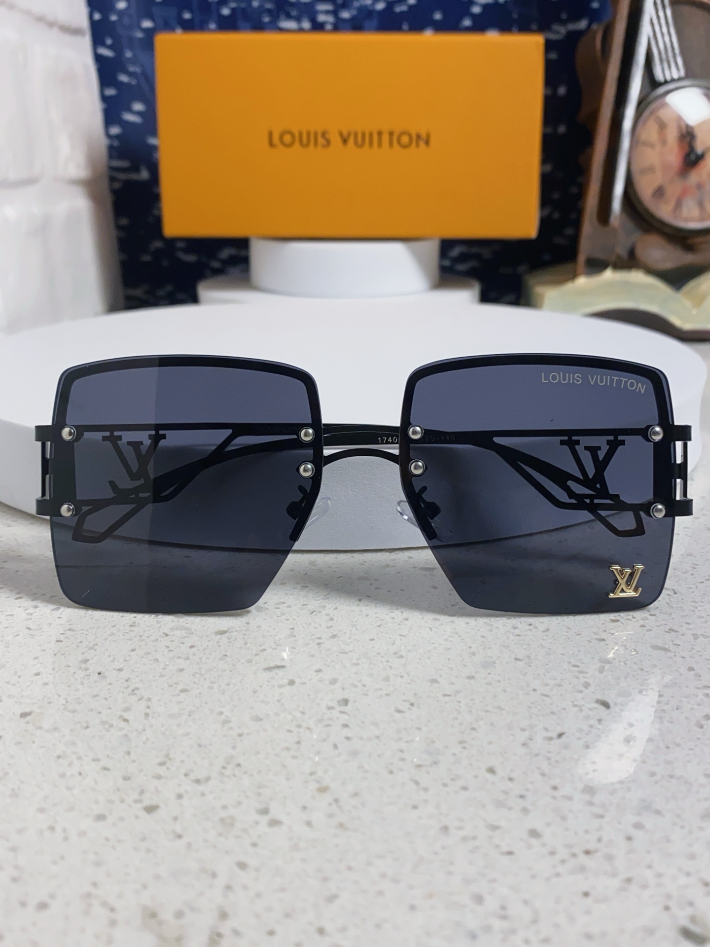  LOUIS VUITTON路易威登 2025LV新款 欧美跨境个性大框太阳镜时尚男女大框 高端防紫外线