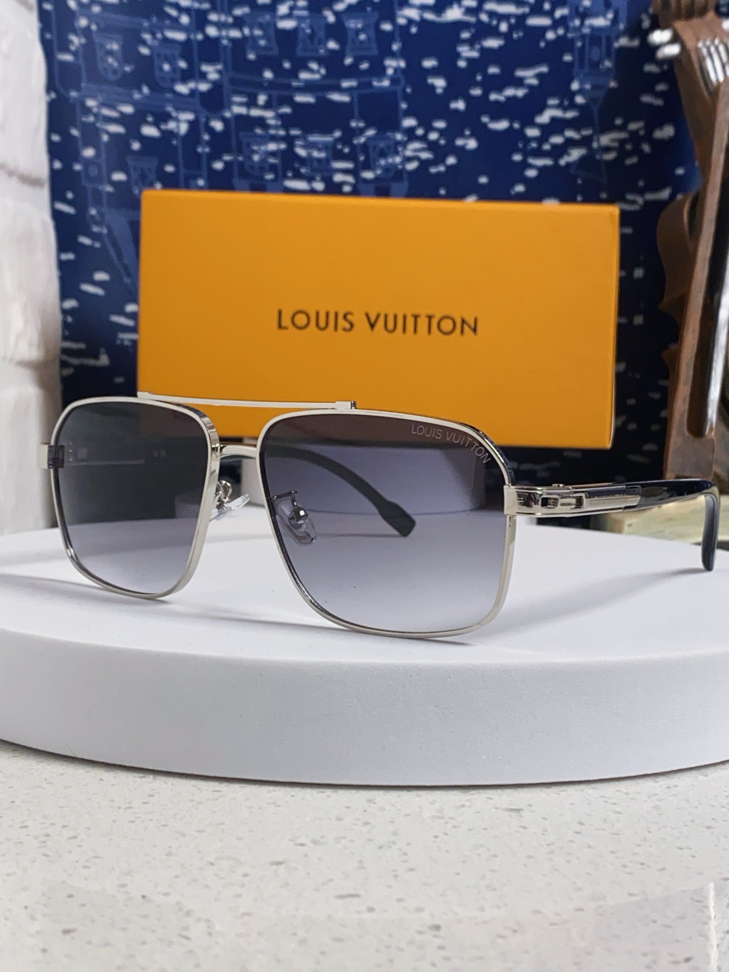  Louis Vuitton路易威登 2025新款Lv复古男士墨镜霸气商务风格太阳眼镜男款 防紫外线户外