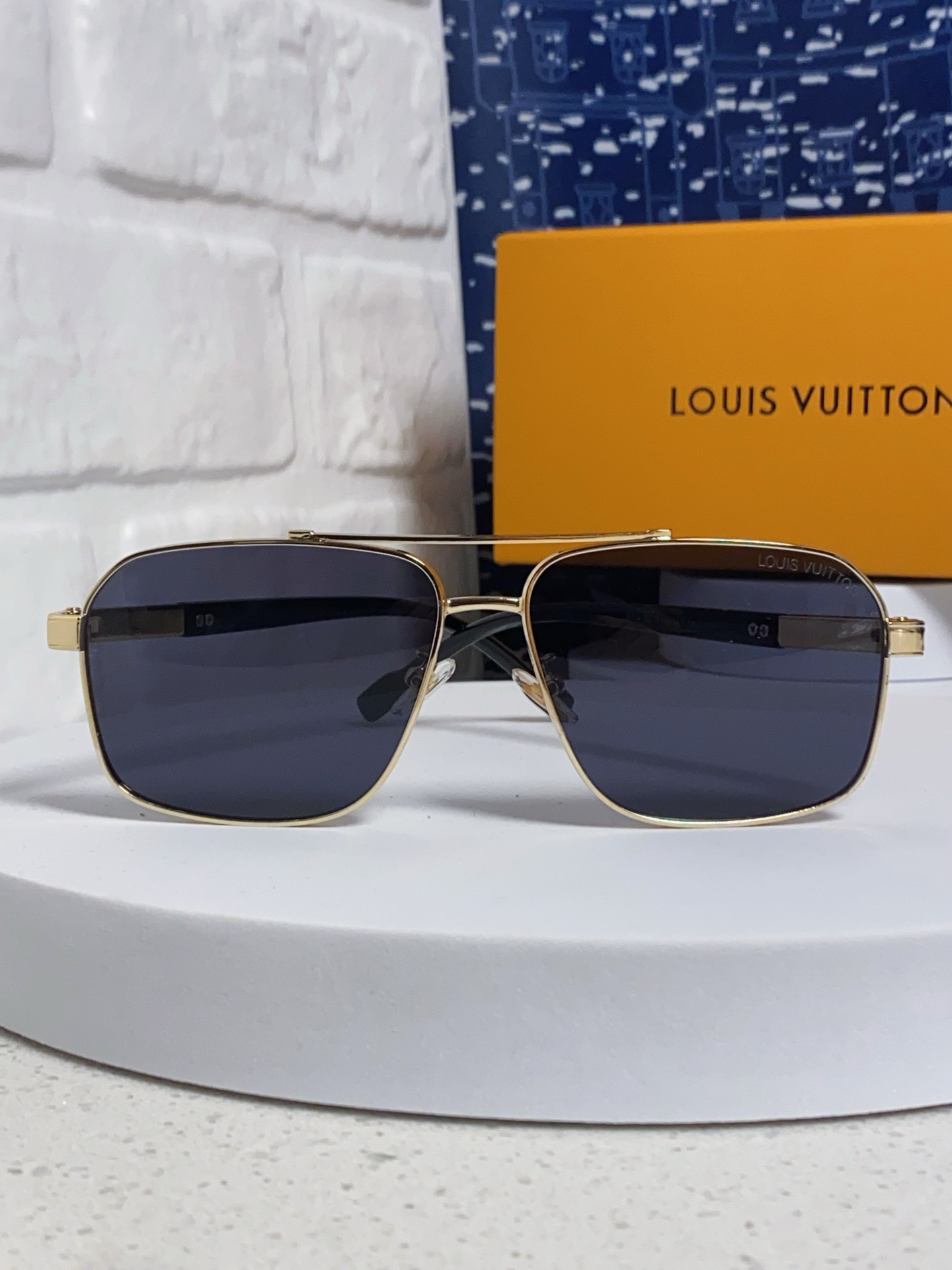  Louis Vuitton路易威登 2025新款Lv复古男士墨镜霸气商务风格太阳眼镜男款 防紫外线户外