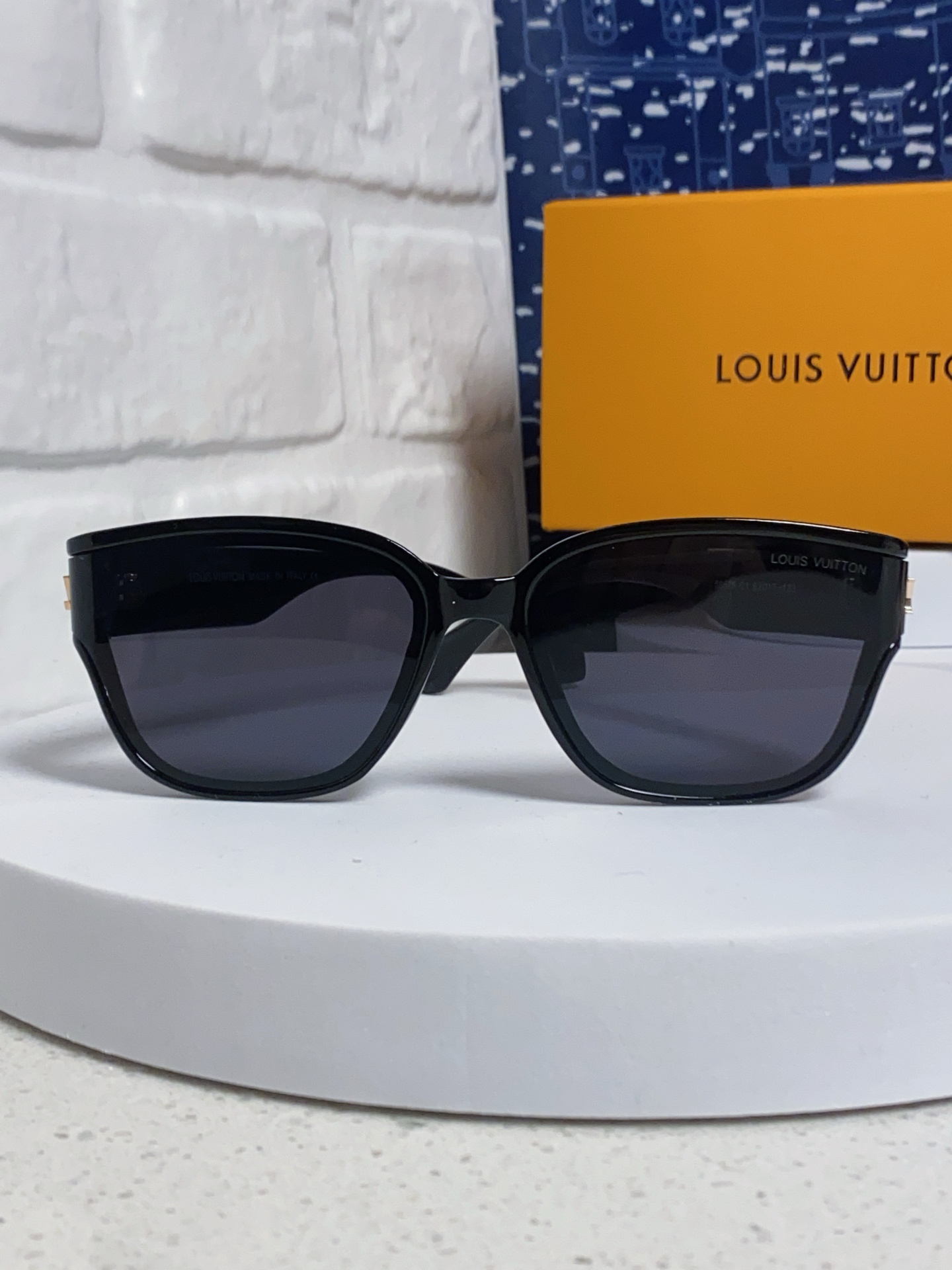  Louis Vuitton路易威登 2025Lv新款 韩版墨镜女防紫外线大框显瘦高清高端镜片 太阳镜 