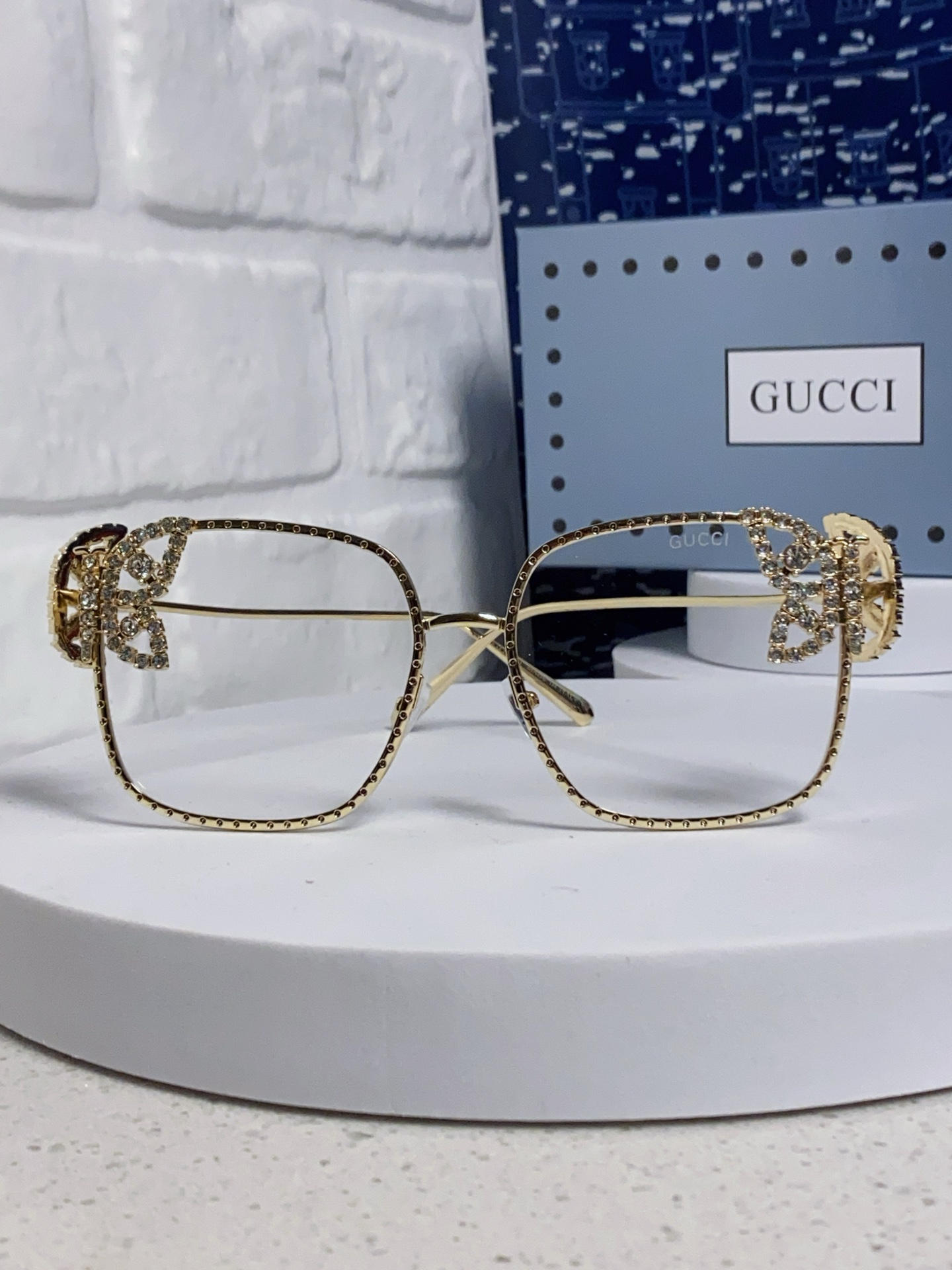  Gucci古奇 2025新款方形钻石时尚太阳眼镜蝴蝶镶钻简约墨镜方框 女士墨镜