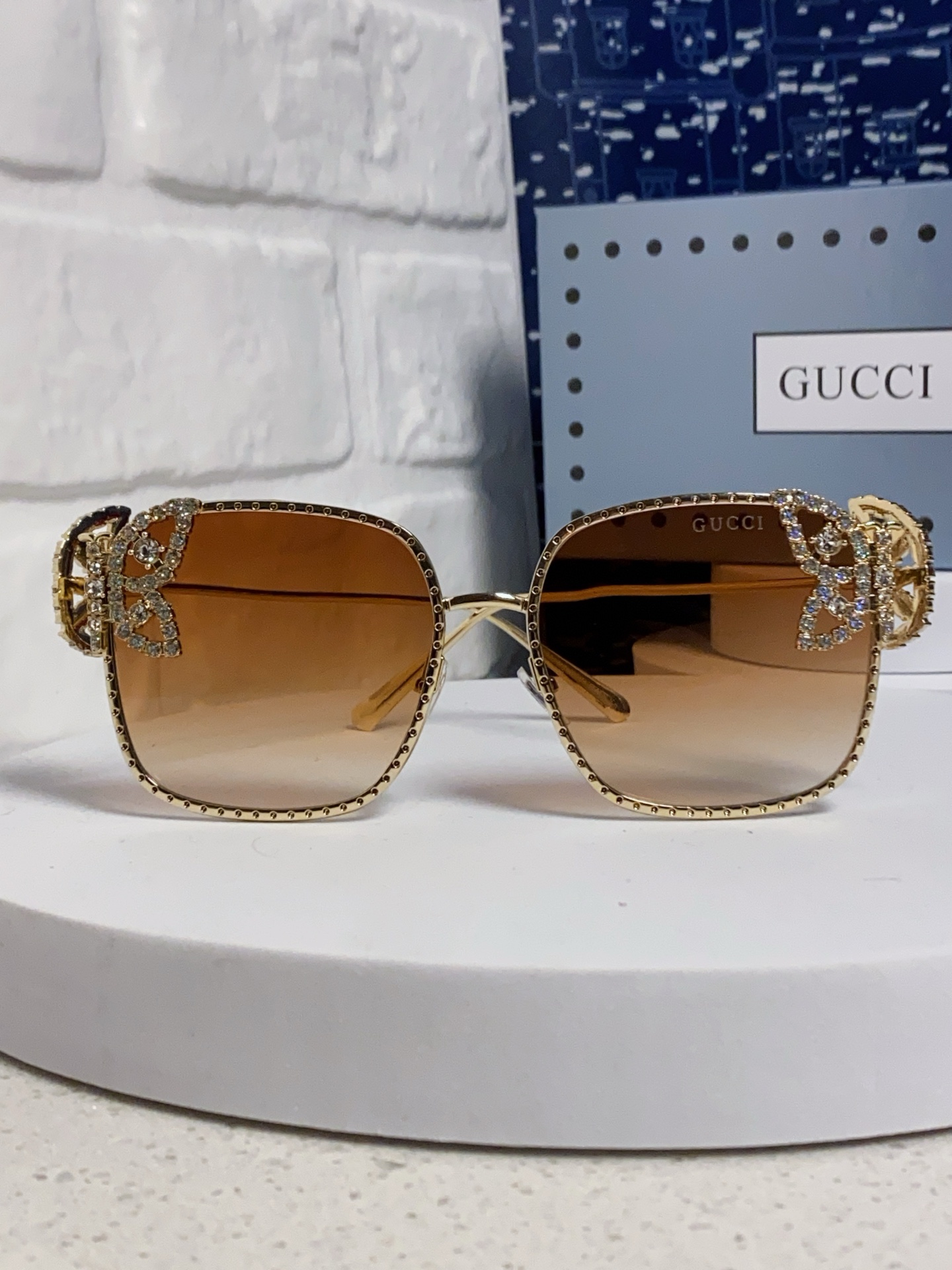  Gucci古奇 2025新款方形钻石时尚太阳眼镜蝴蝶镶钻简约墨镜方框 女士墨镜