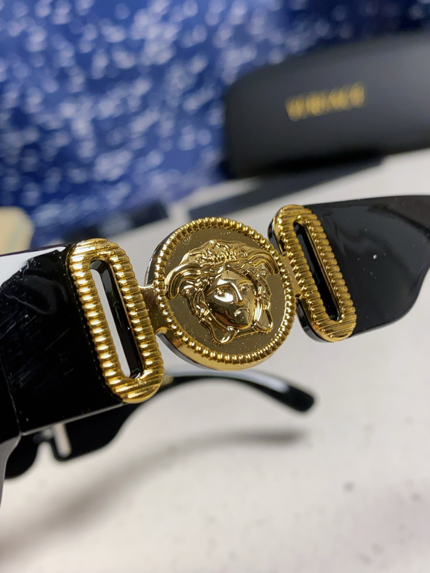  Versace范思哲 2025Diamond sunglasses新款镶钻太阳镜欧美墨镜街拍潮流太阳眼