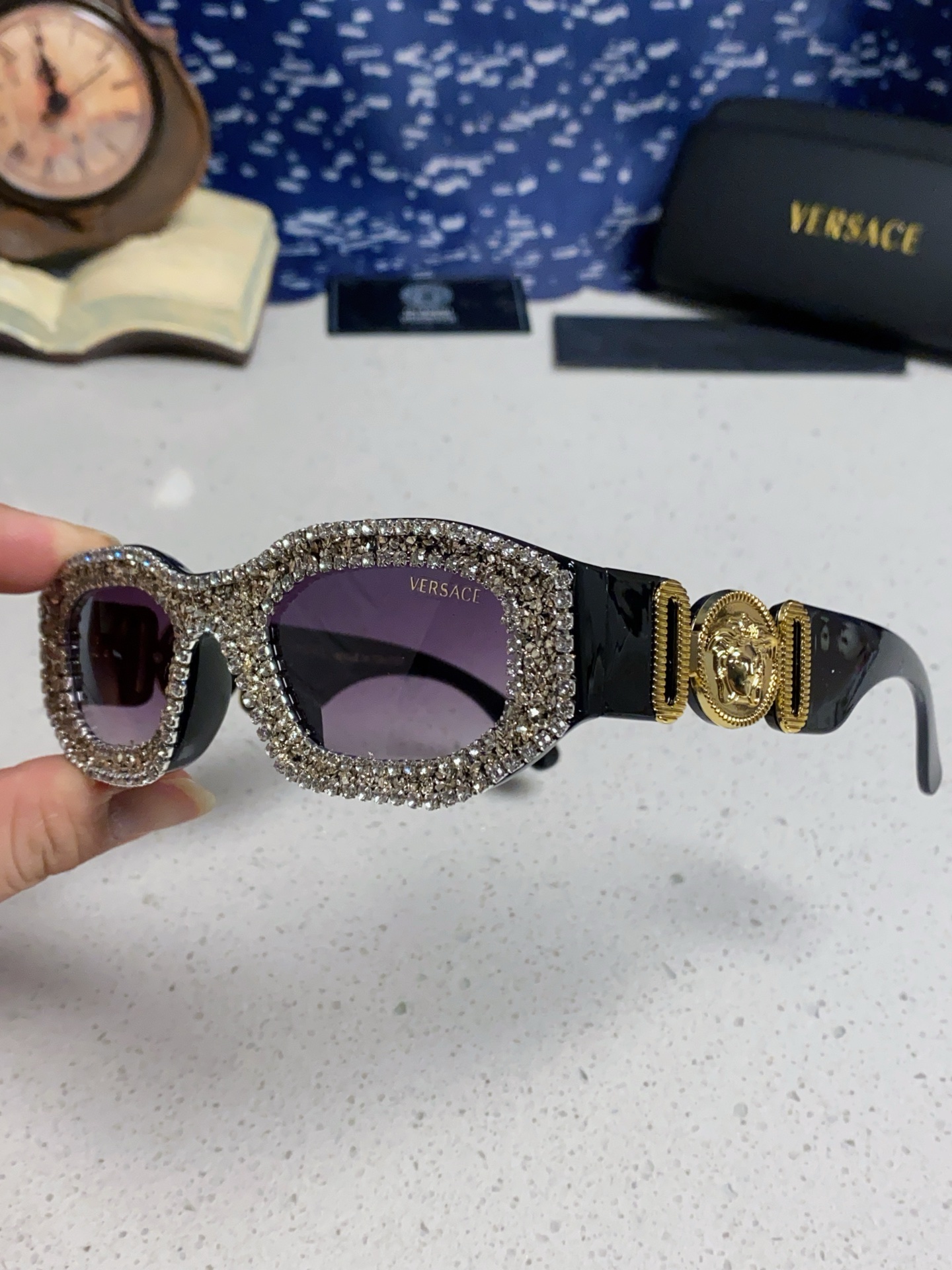  Versace范思哲 2025Diamond sunglasses新款镶钻太阳镜欧美墨镜街拍潮流太阳眼