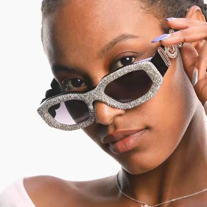  Versace范思哲 2025Diamond sunglasses新款镶钻太阳镜欧美墨镜街拍潮流太阳眼