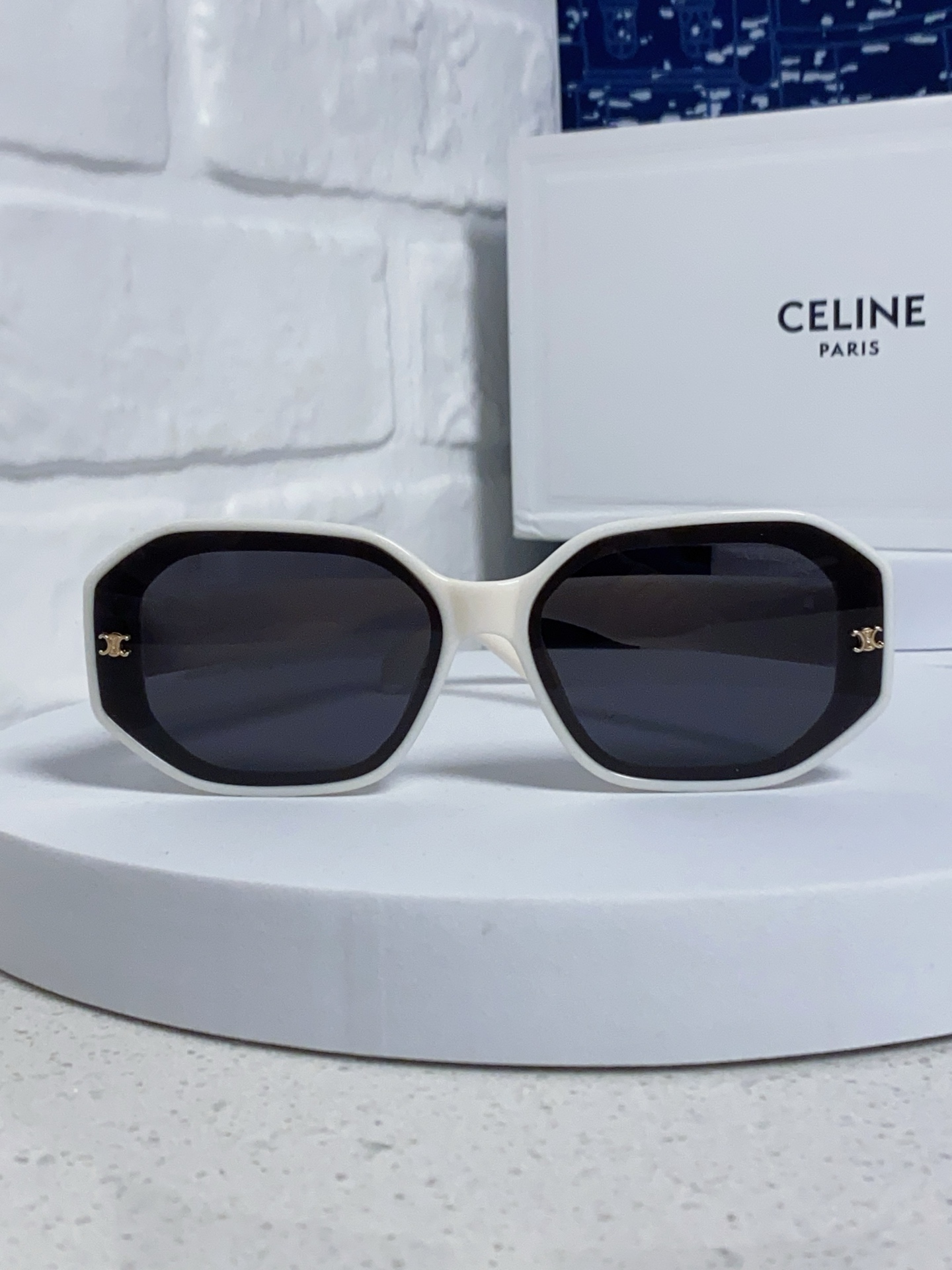  Celine赛琳 2025新款欧美个性网红同款开车眼镜墨镜女款 凯旋门方圆脸太阳眼镜