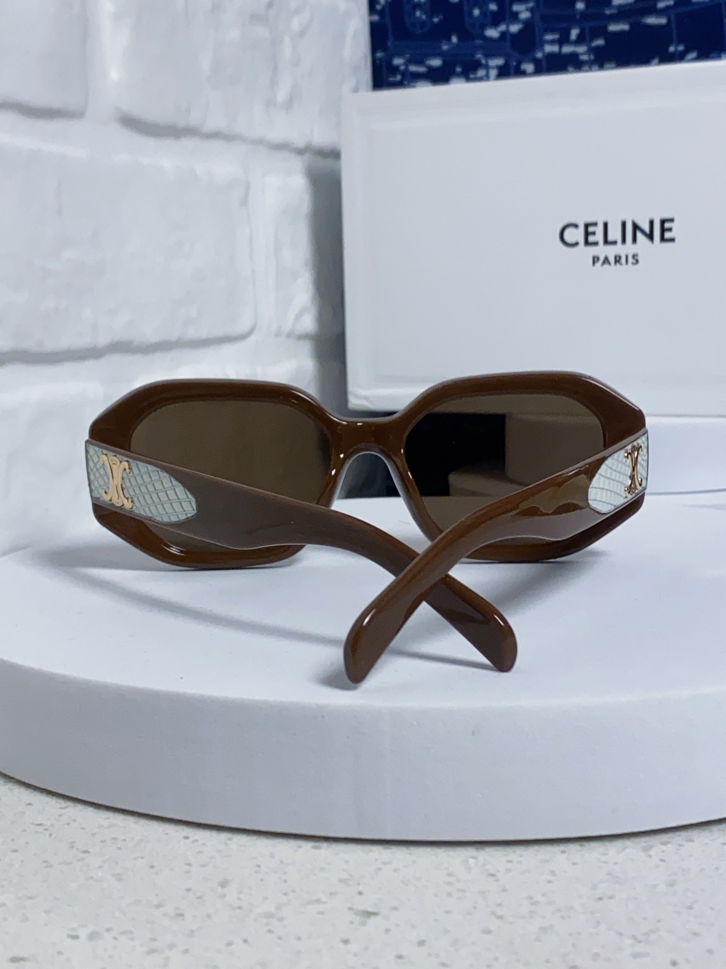  Celine赛琳 2025新款欧美个性网红同款开车眼镜墨镜女款 凯旋门方圆脸太阳眼镜