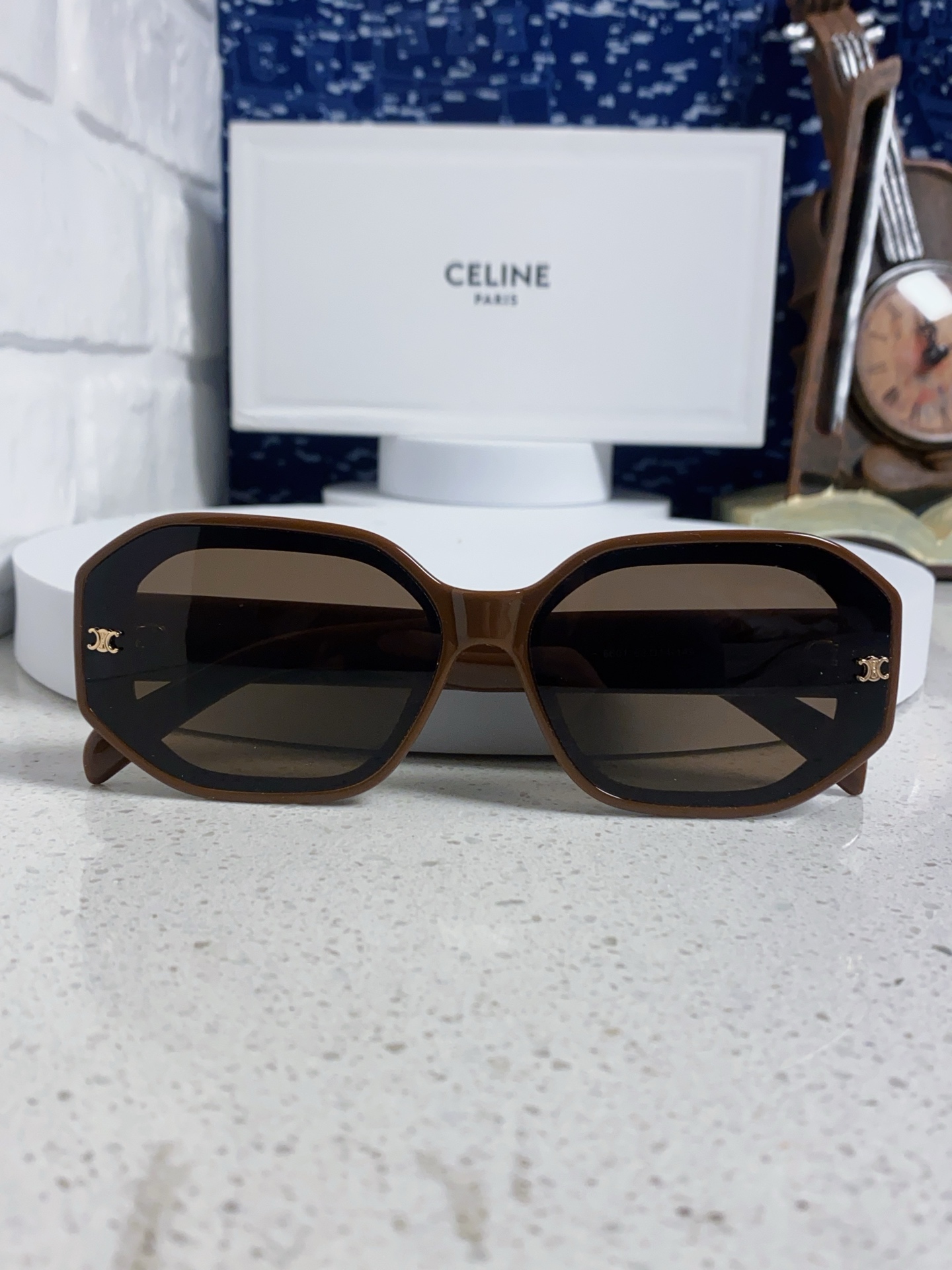  Celine赛琳 2025新款欧美个性网红同款开车眼镜墨镜女款 凯旋门方圆脸太阳眼镜