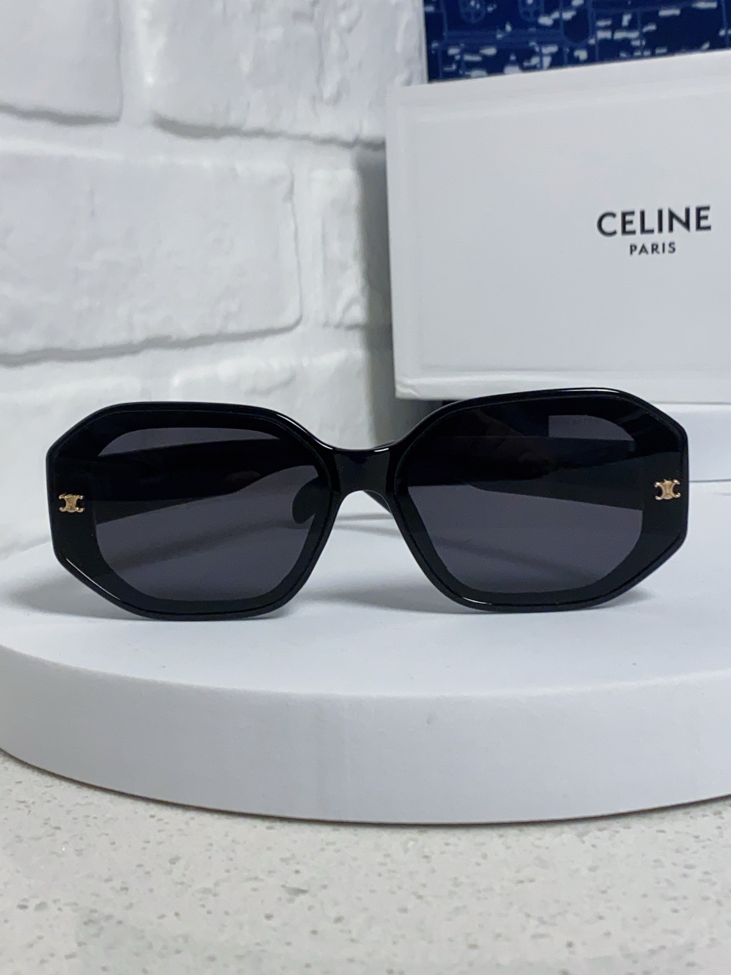  Celine赛琳 2025新款欧美个性网红同款开车眼镜墨镜女款 凯旋门方圆脸太阳眼镜