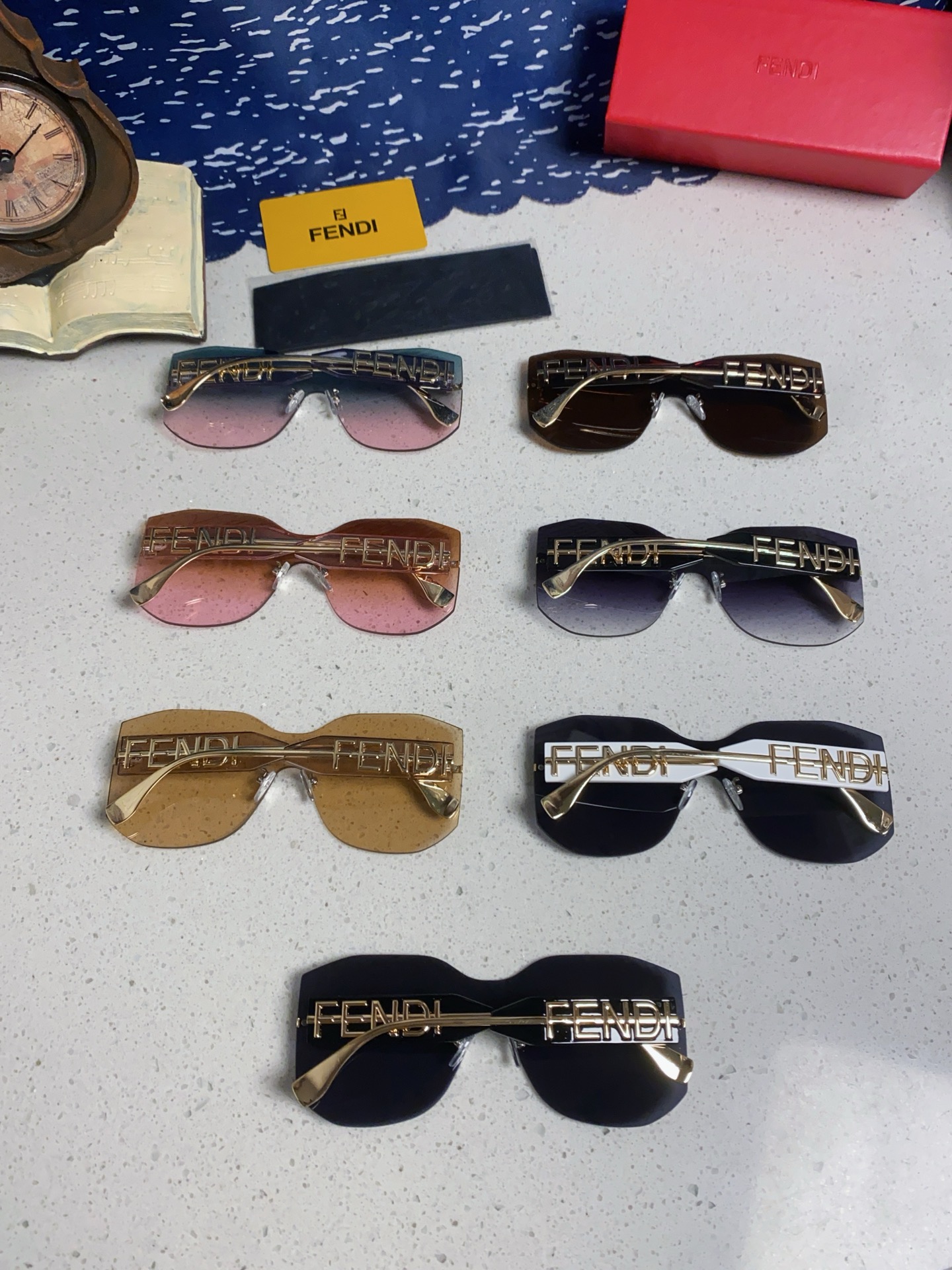  Fendi芬迪 2025新款多边形无框太阳眼镜女FE4006U时尚个性欧美明星款遮阳墨镜男女通用