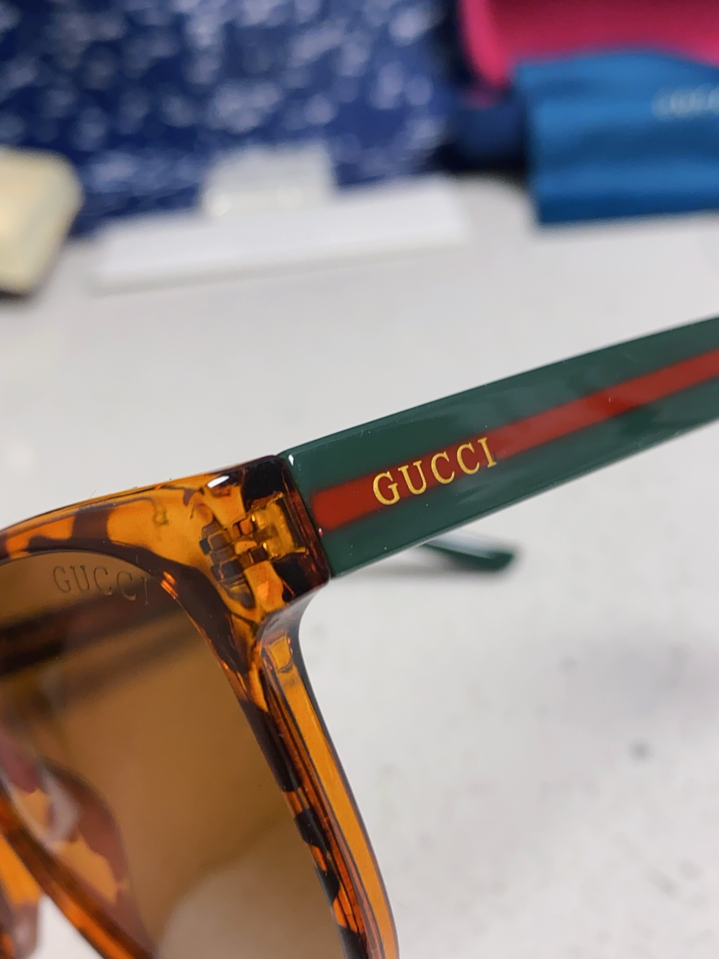  Gucci古奇 小鬼王凯琳同款 GG0417SK 方框超酷，做工精细，男女都可以搭配，超👍