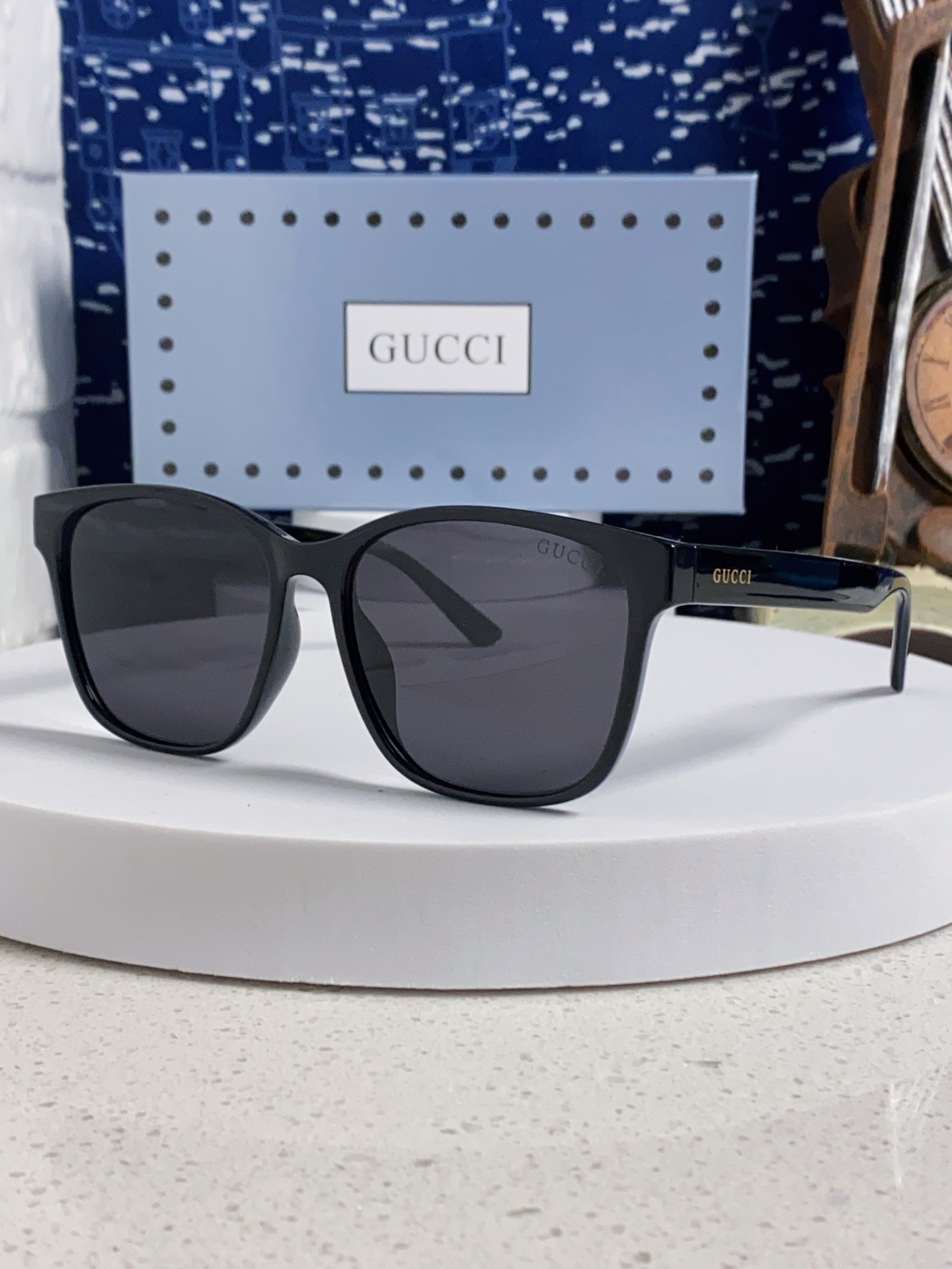  Gucci古奇 小鬼王凯琳同款 GG0417SK 方框超酷，做工精细，男女都可以搭配，超👍