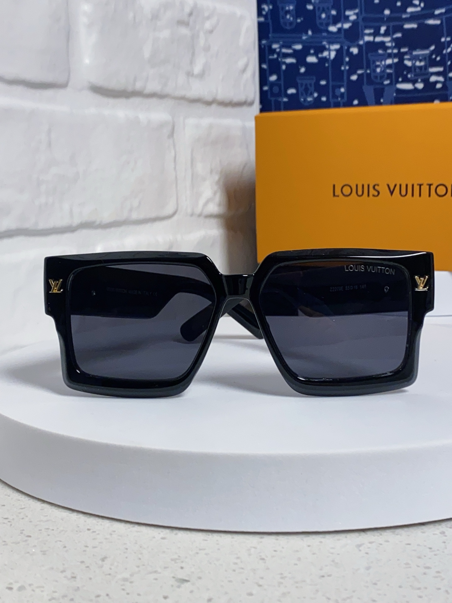  Louis Vuitton路易威登 2025新款ins风网红方框墨镜男明星同款太阳镜欧美潮人复古嘻哈街