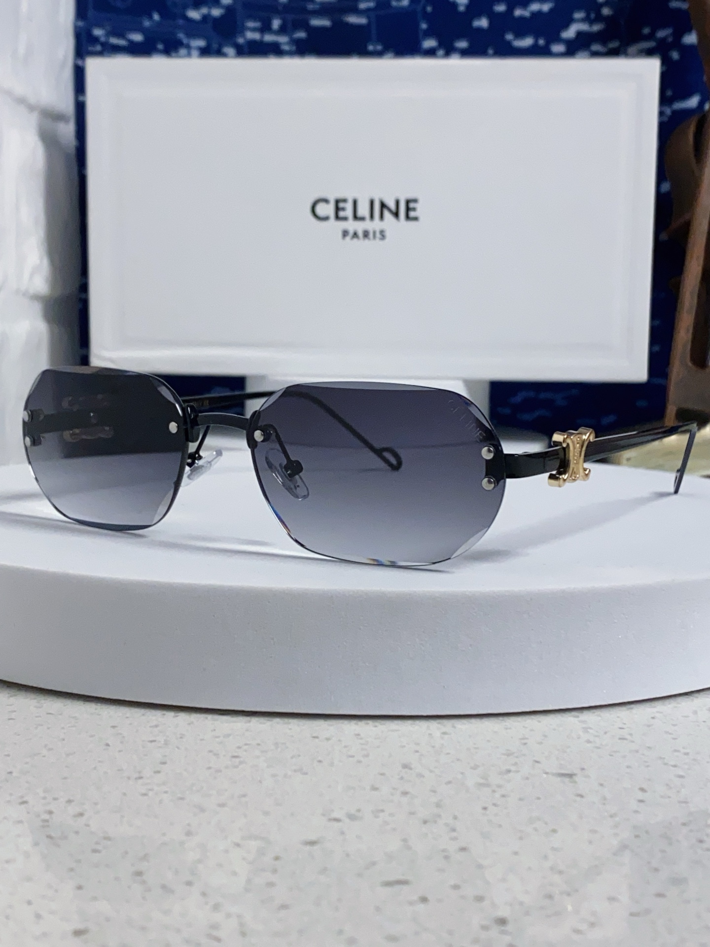  Celine赛琳 多边形无边框墨镜男女款2025新款防紫外线美式复古茶色渐变太阳眼镜 