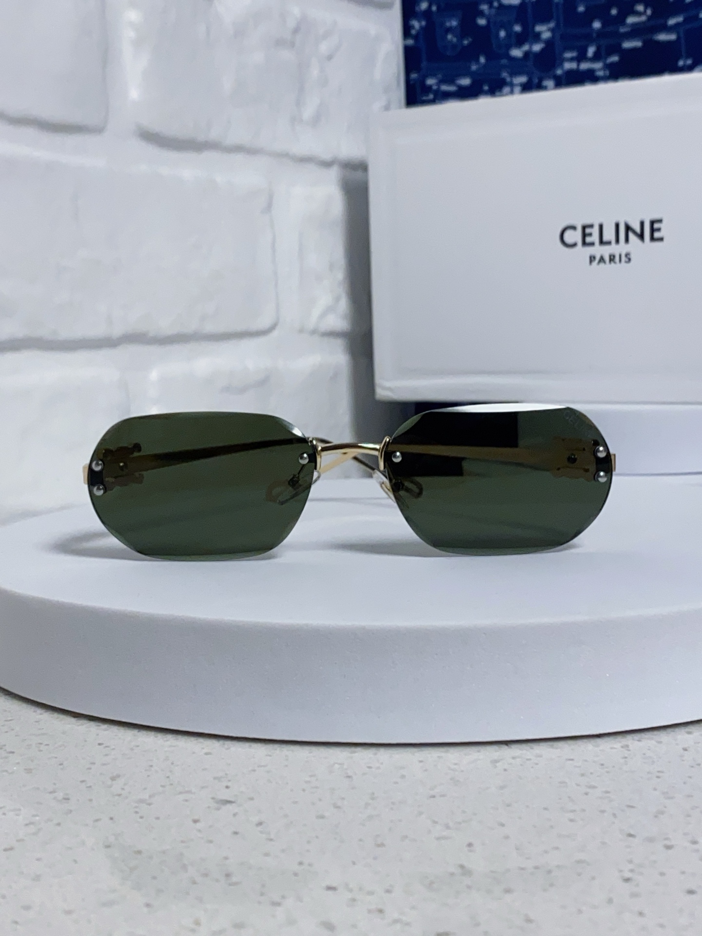  Celine赛琳 多边形无边框墨镜男女款2025新款防紫外线美式复古茶色渐变太阳眼镜 