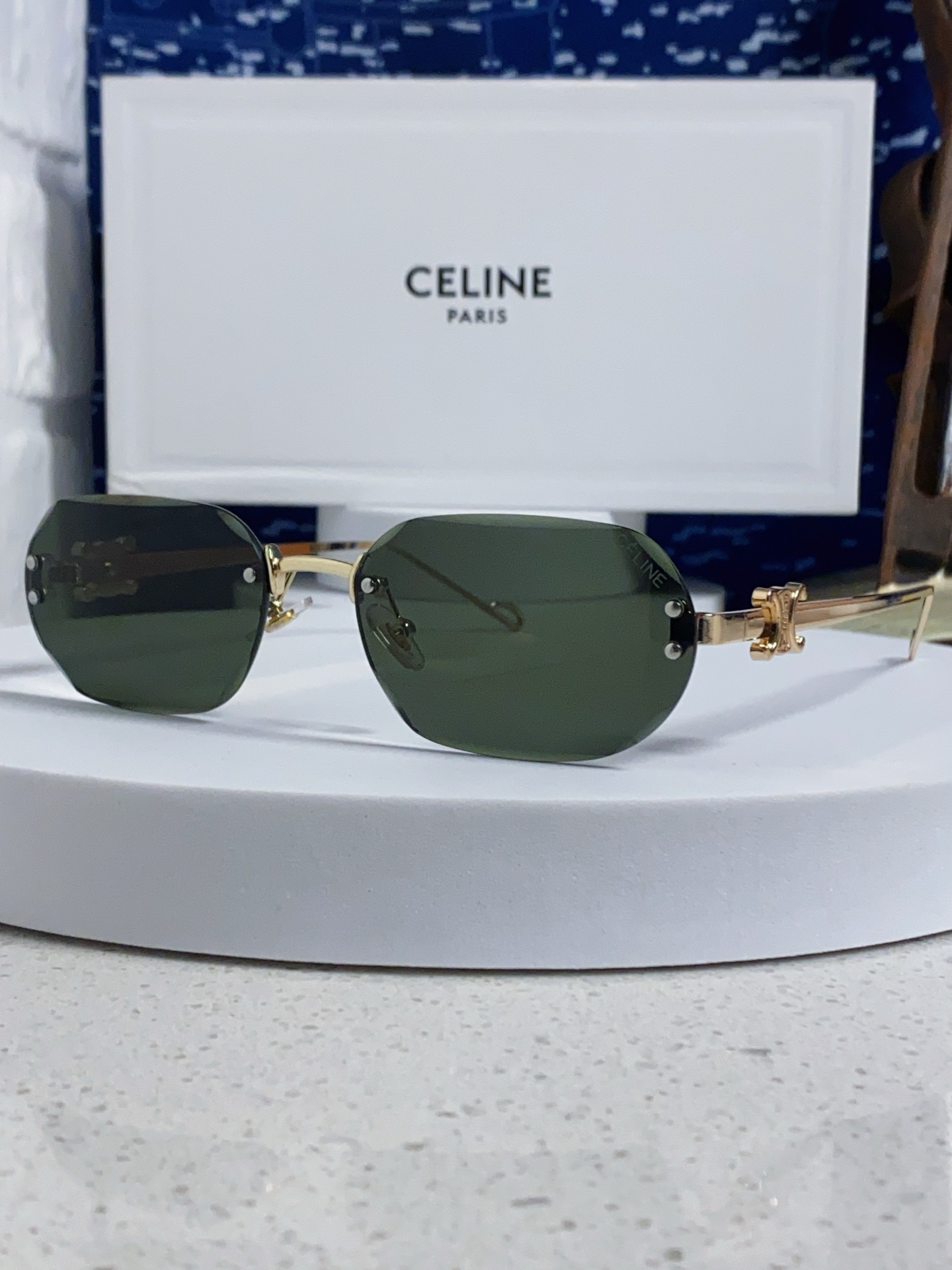  Celine赛琳 多边形无边框墨镜男女款2025新款防紫外线美式复古茶色渐变太阳眼镜 
