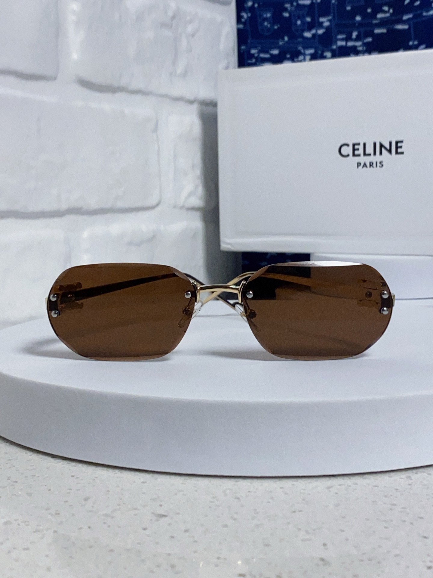  Celine赛琳 多边形无边框墨镜男女款2025新款防紫外线美式复古茶色渐变太阳眼镜 