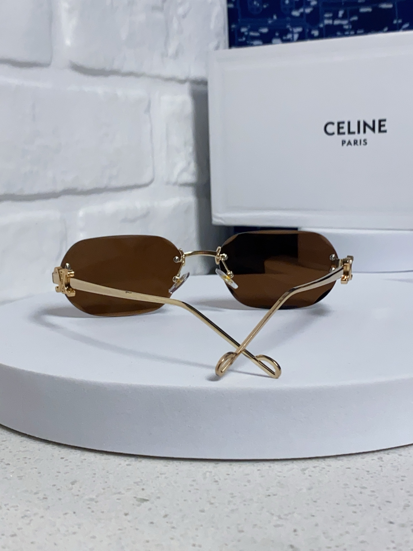  Celine赛琳 多边形无边框墨镜男女款2025新款防紫外线美式复古茶色渐变太阳眼镜 