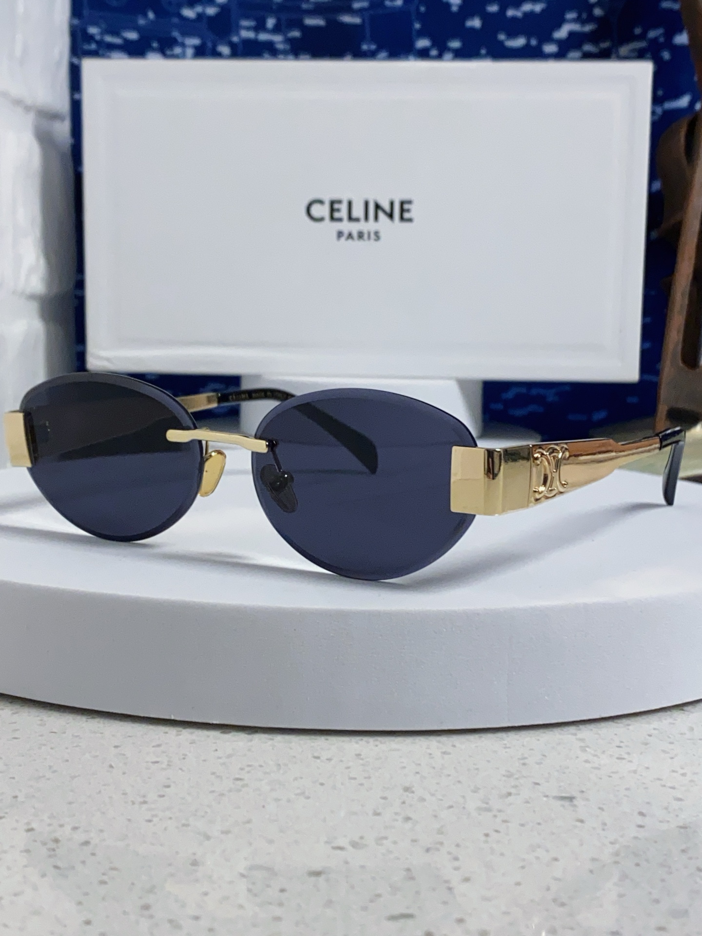 Celine赛琳 2025新款太阳眼镜凯旋门LISA同款女老钱风复古 金属椭圆形式 
