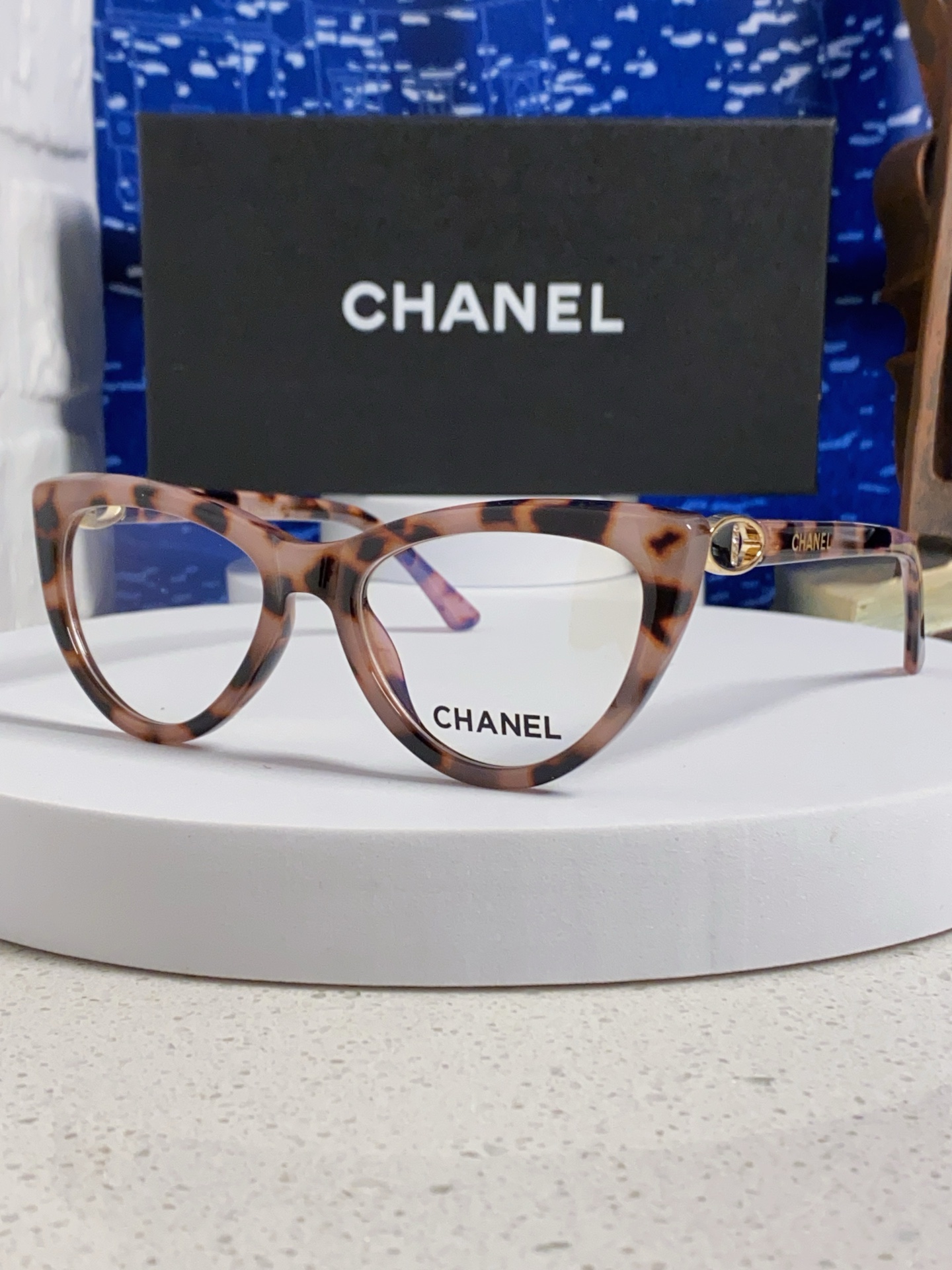  Chanel香奈儿 2025新款欧美黑框猫眼眼镜女近视素颜神器办公室 猫型镜框大脸菱形脸