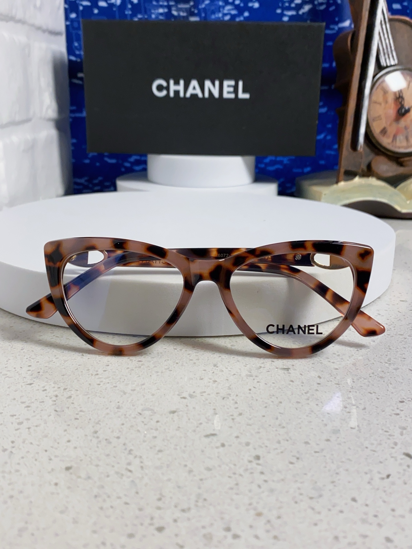  Chanel香奈儿 2025新款欧美黑框猫眼眼镜女近视素颜神器办公室 猫型镜框大脸菱形脸