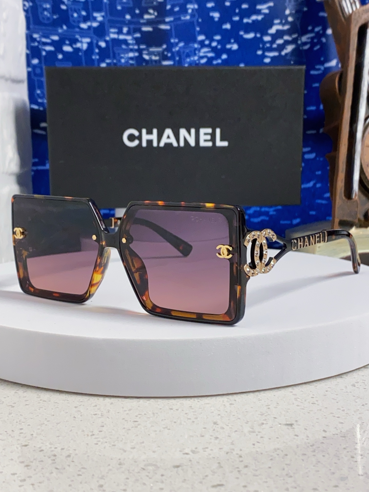  Chanel香奈儿 2025新款时尚大方太阳镜简约女士街拍潮流防紫外线墨镜太阳镜台网红爆款 