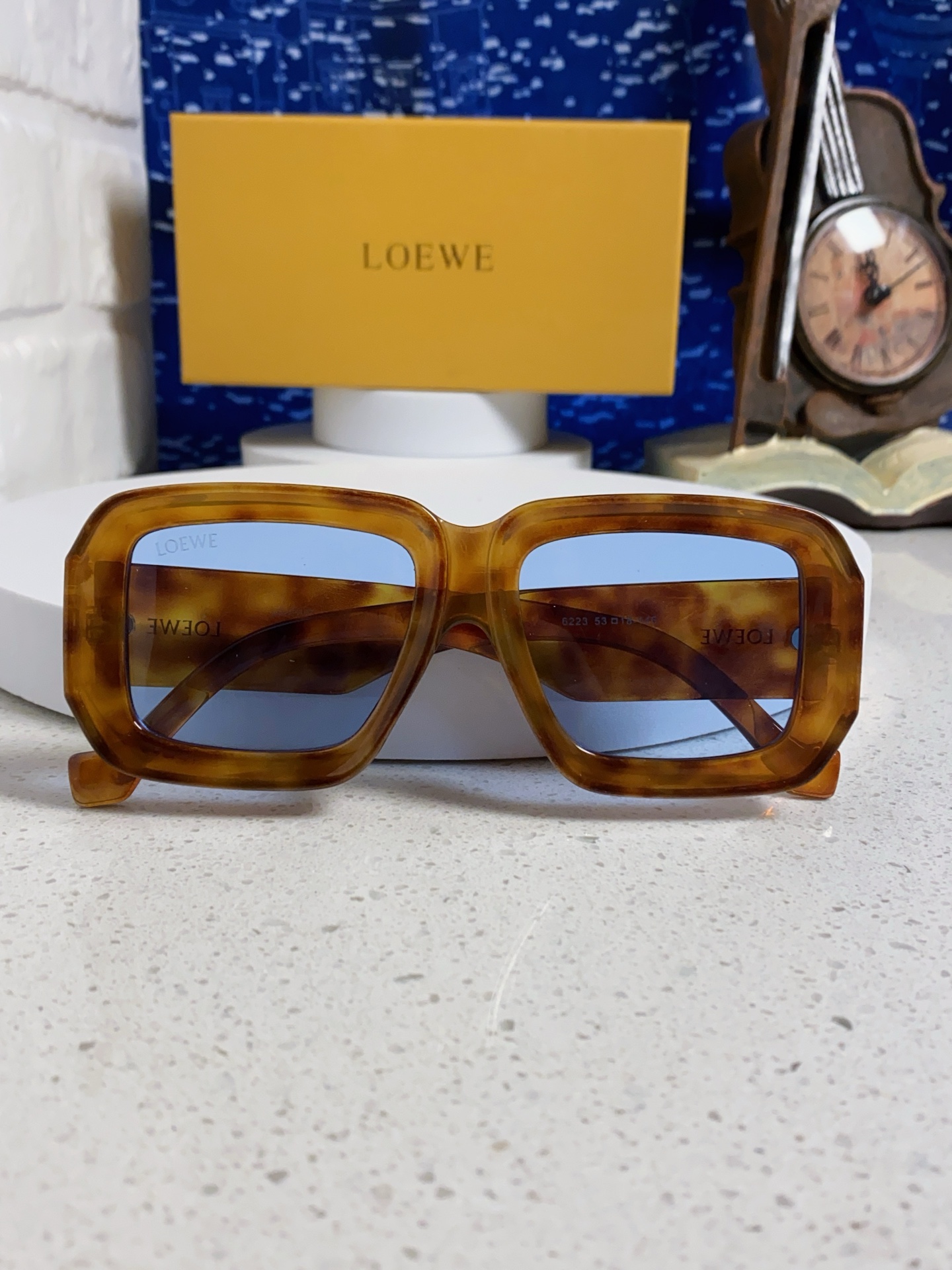  Loewe罗意威 2025新款欧美墨镜黑色醋纤粗框粉色镜片气质简约日常 女士墨镜