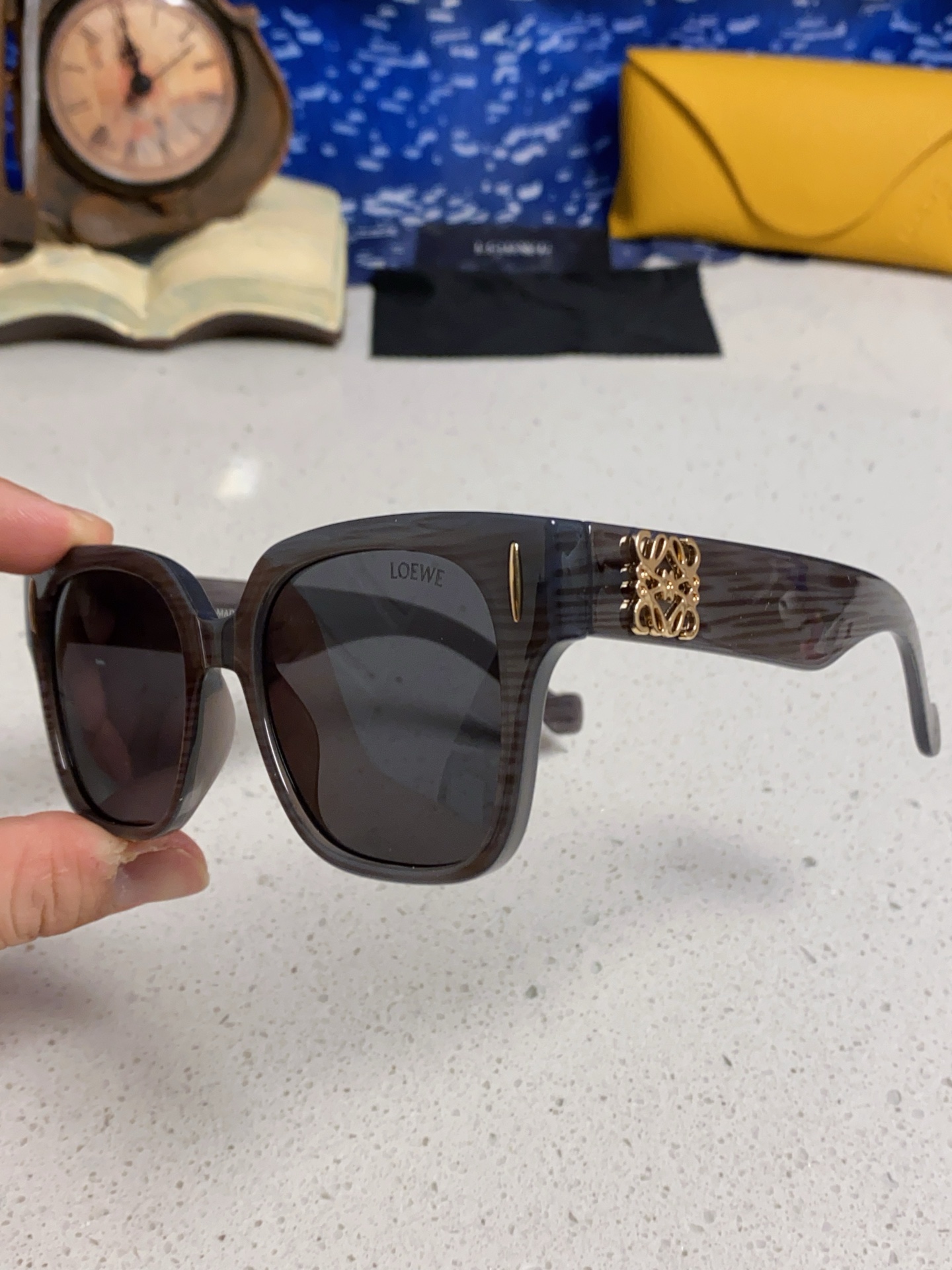 Loewe LW50069 Fashion Square Sunglasses - Gold Label, UV Protection 8 i1747037359220 997 0 5