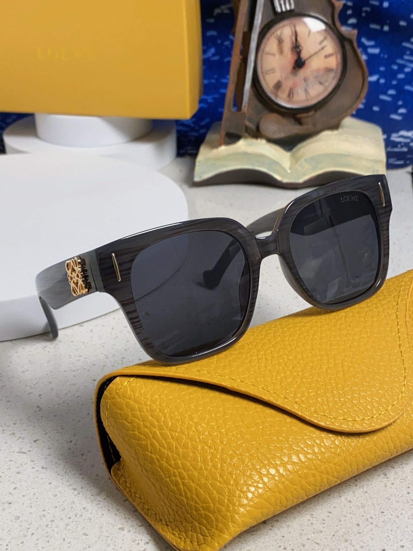Loewe LW50069 Fashion Square Sunglasses - Gold Label, UV Protection 12 i1747037359805 6 0 9
