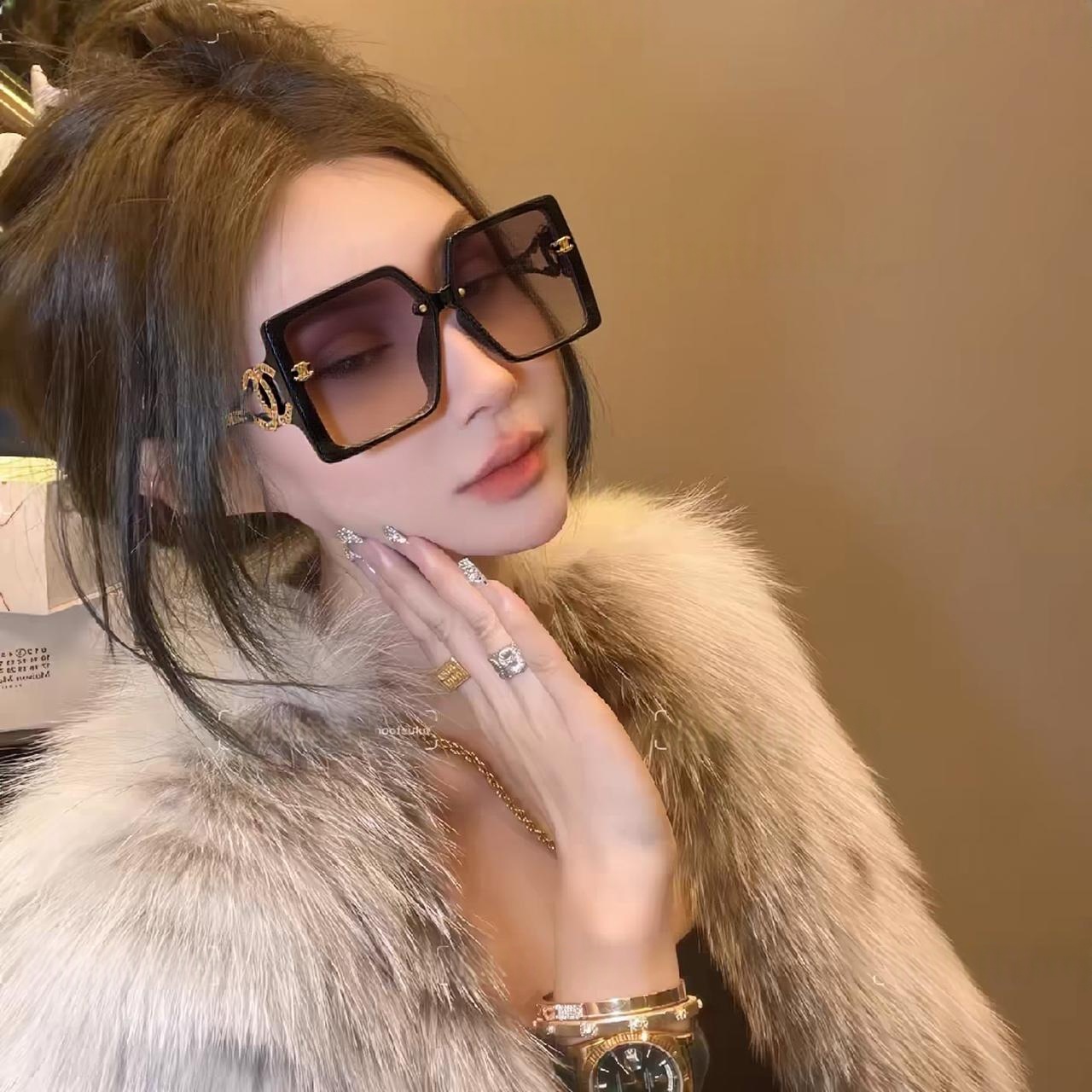  Chanel香奈儿 2025新款时尚大方太阳镜简约女士街拍潮流防紫外线墨镜太阳镜台网红爆款 