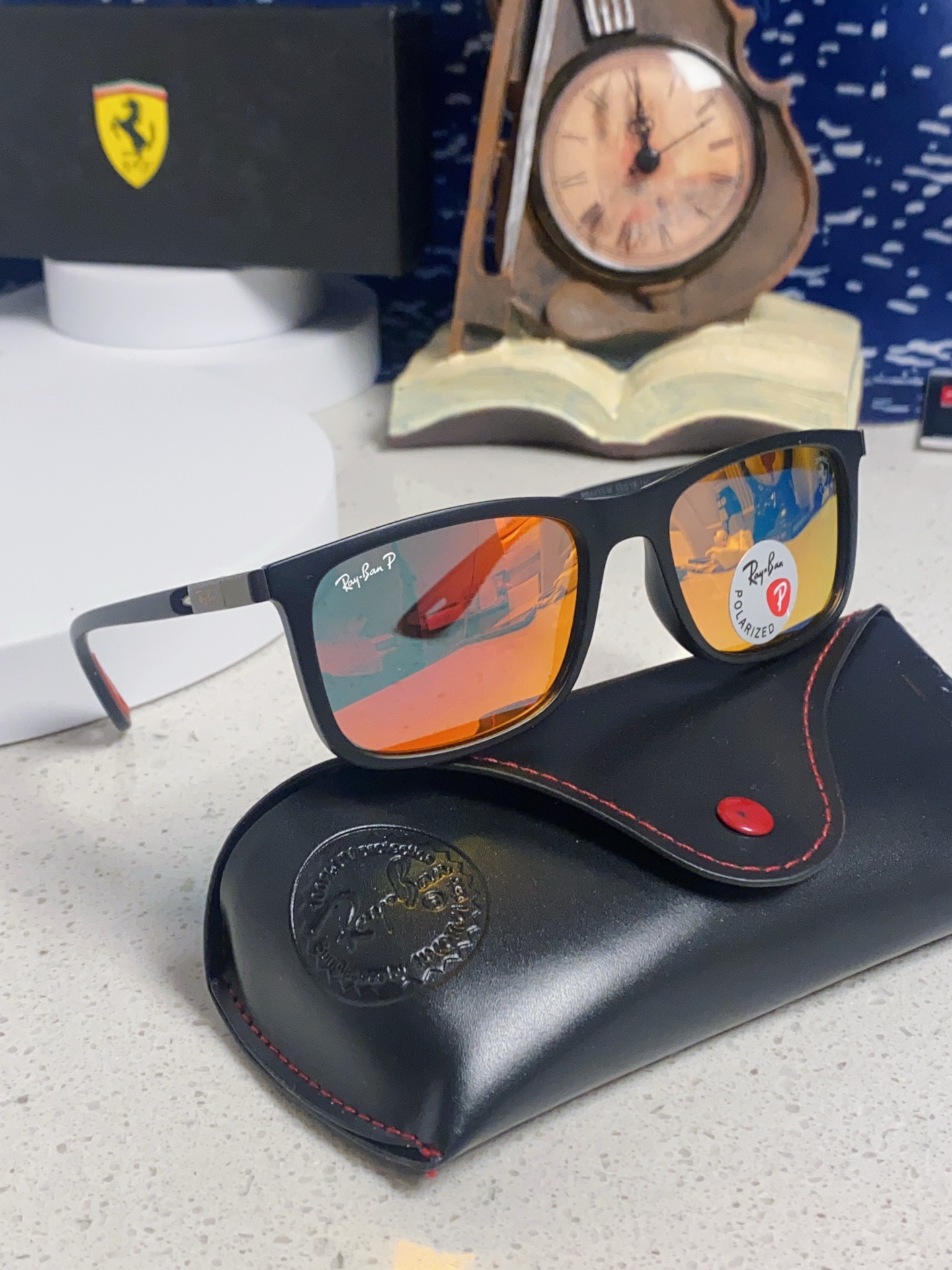  RayBan雷朋 2025新款 高清树脂太阳镜 高端板材墨镜徒步旅行者眼镜开车驾驶 型号RB4433M