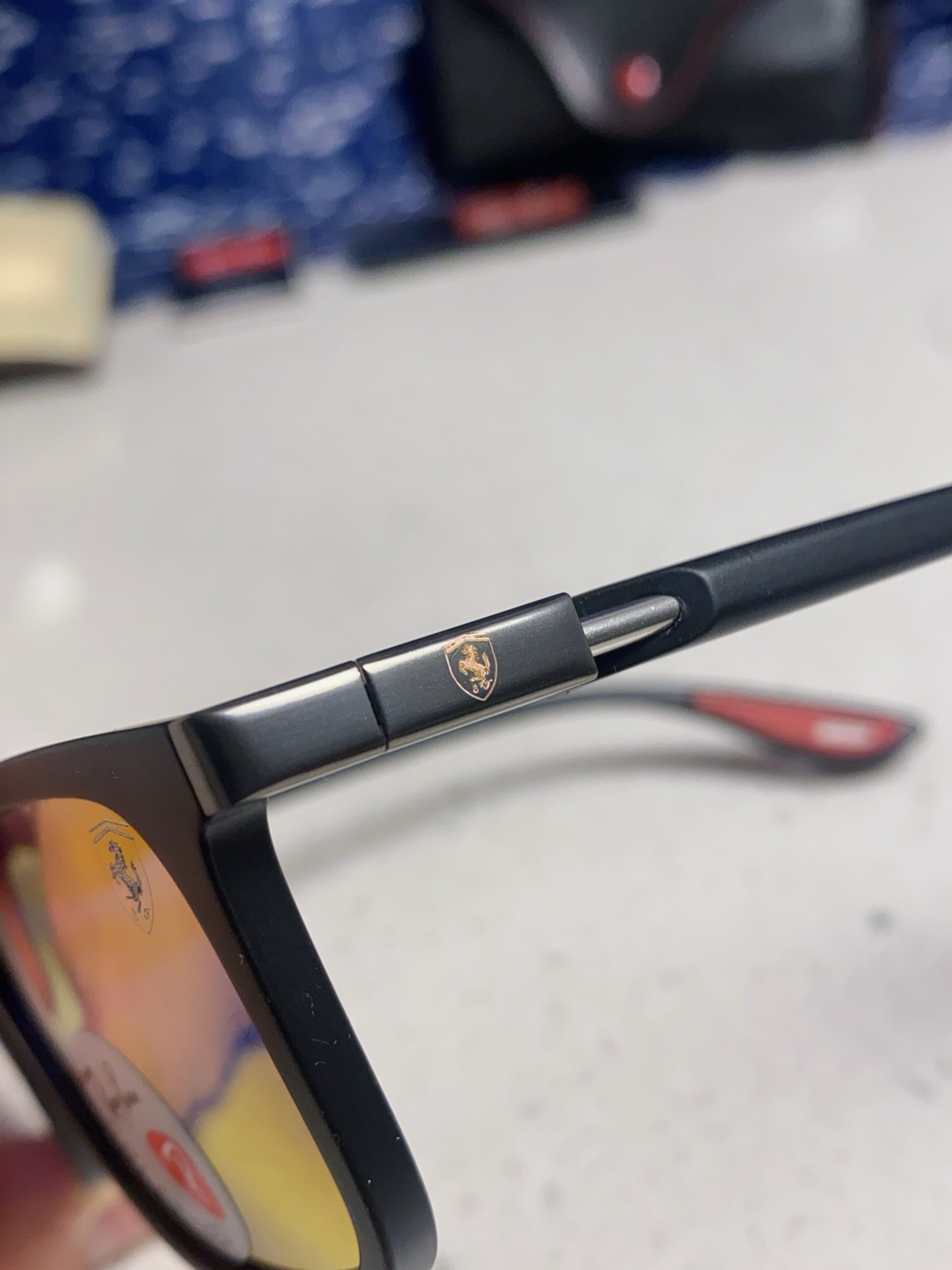  RayBan雷朋 2025新款 高清树脂太阳镜 高端板材墨镜徒步旅行者眼镜开车驾驶 型号RB4433M