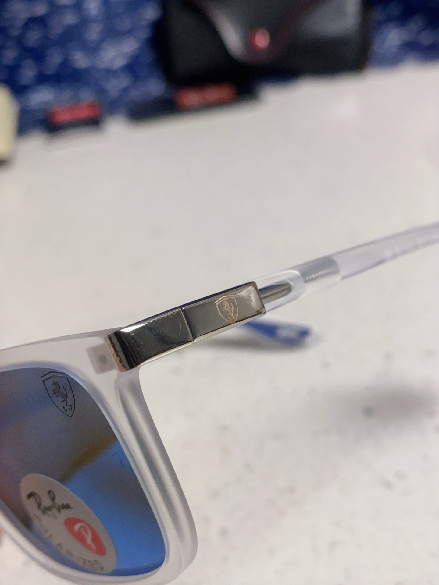  RayBan雷朋 2025新款 高清树脂太阳镜 高端板材墨镜徒步旅行者眼镜开车驾驶 型号RB4433M