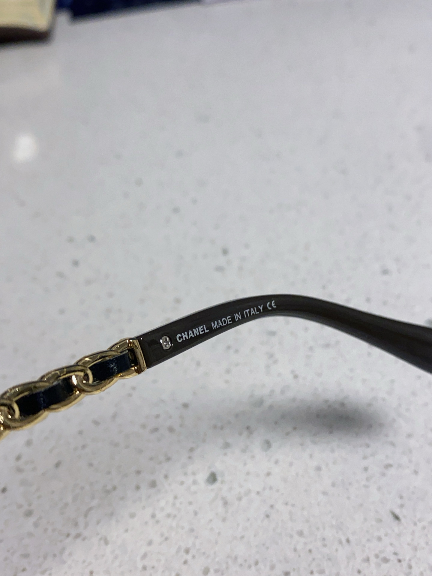 Chanel Sunglasses with Logo Detail, Italian Design, and Premium Materials 9 i1747385376169 161 0 7