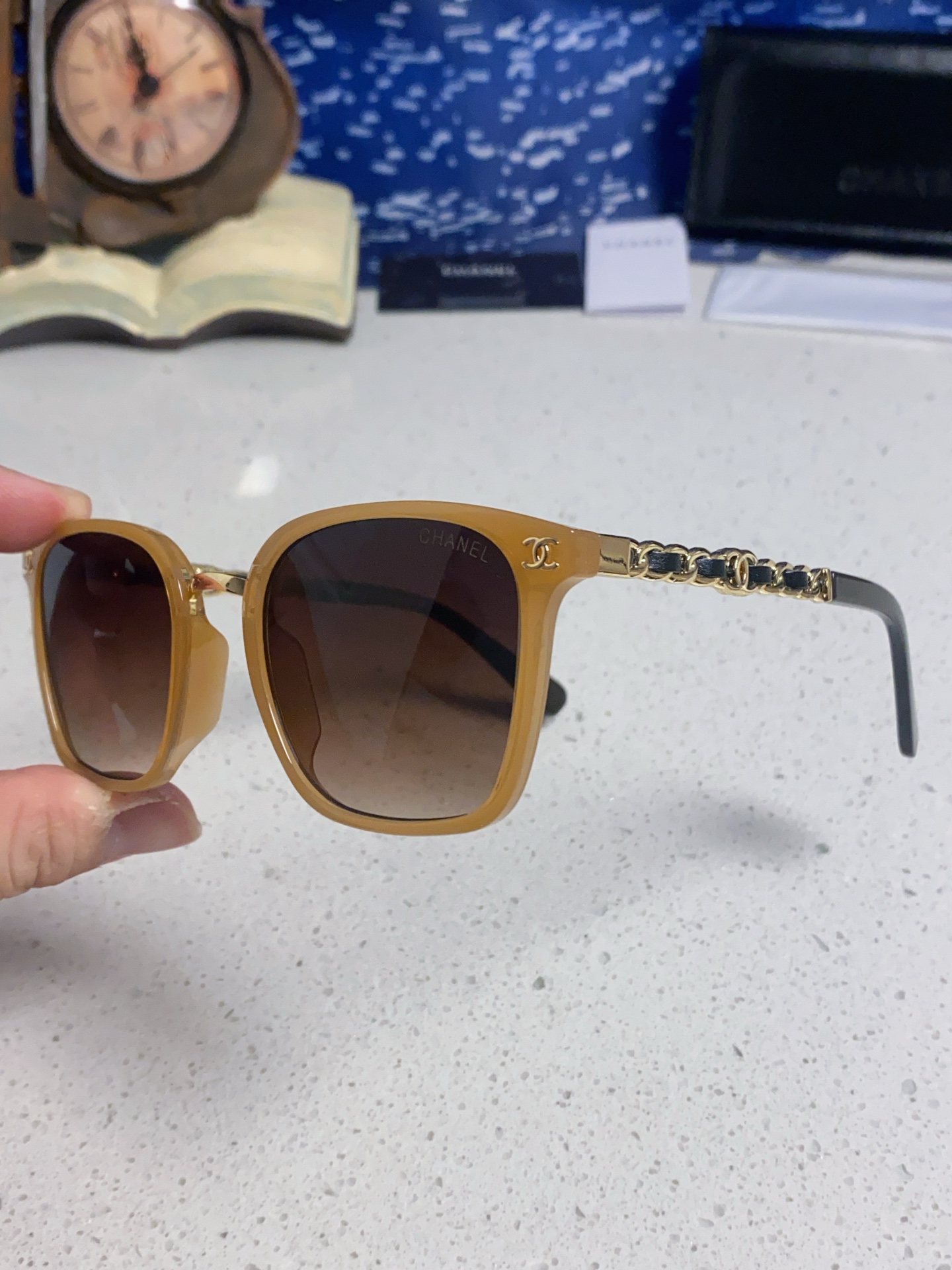 Chanel Sunglasses with Logo Detail, Italian Design, and Premium Materials 7 i1747385377076 7700 0 5