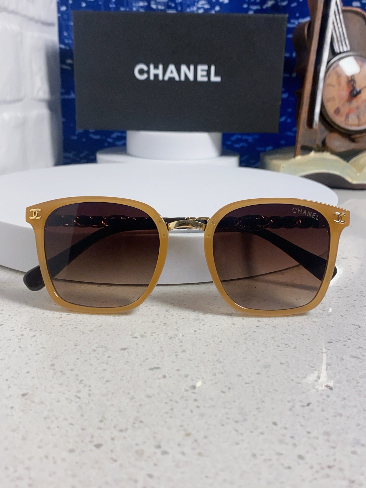 Chanel Sunglasses with Logo Detail, Italian Design, and Premium Materials 10 i1747385377127 6370 0 8