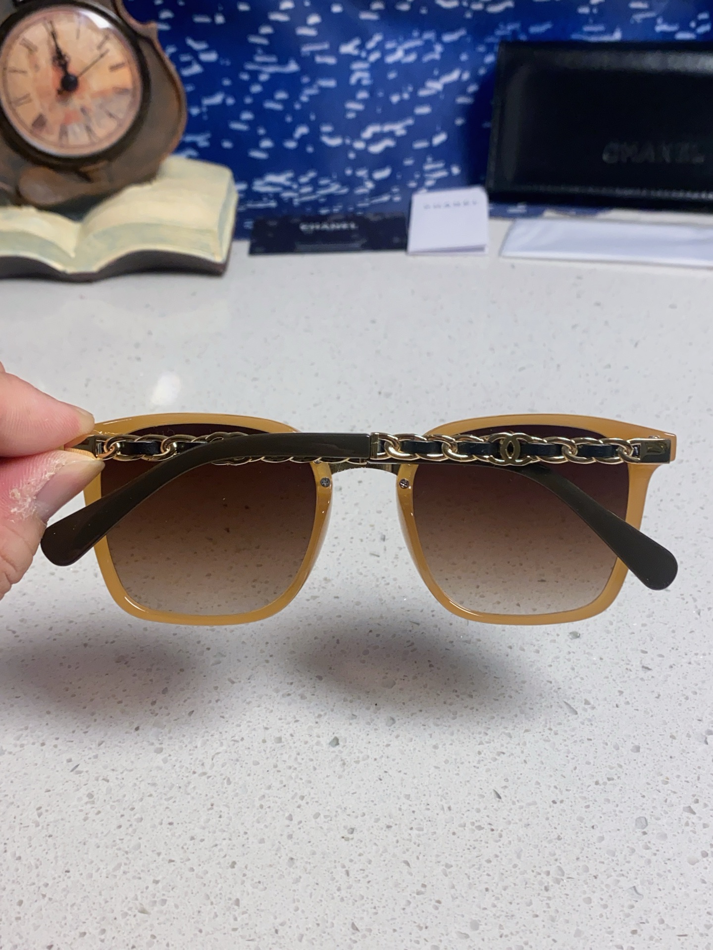 Chanel Sunglasses with Logo Detail, Italian Design, and Premium Materials 6 i1747385377160 1850 0 4