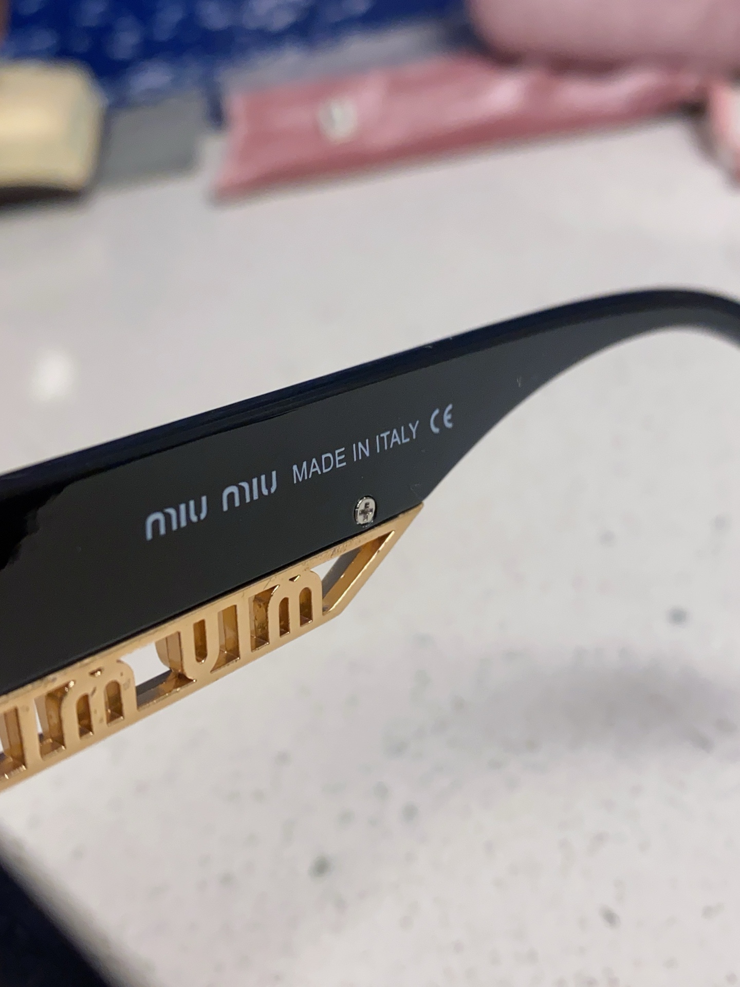  MIUMIU缪缪 2025新款太阳镜方形时尚墨镜个性眼镜 女士偏光眼镜 